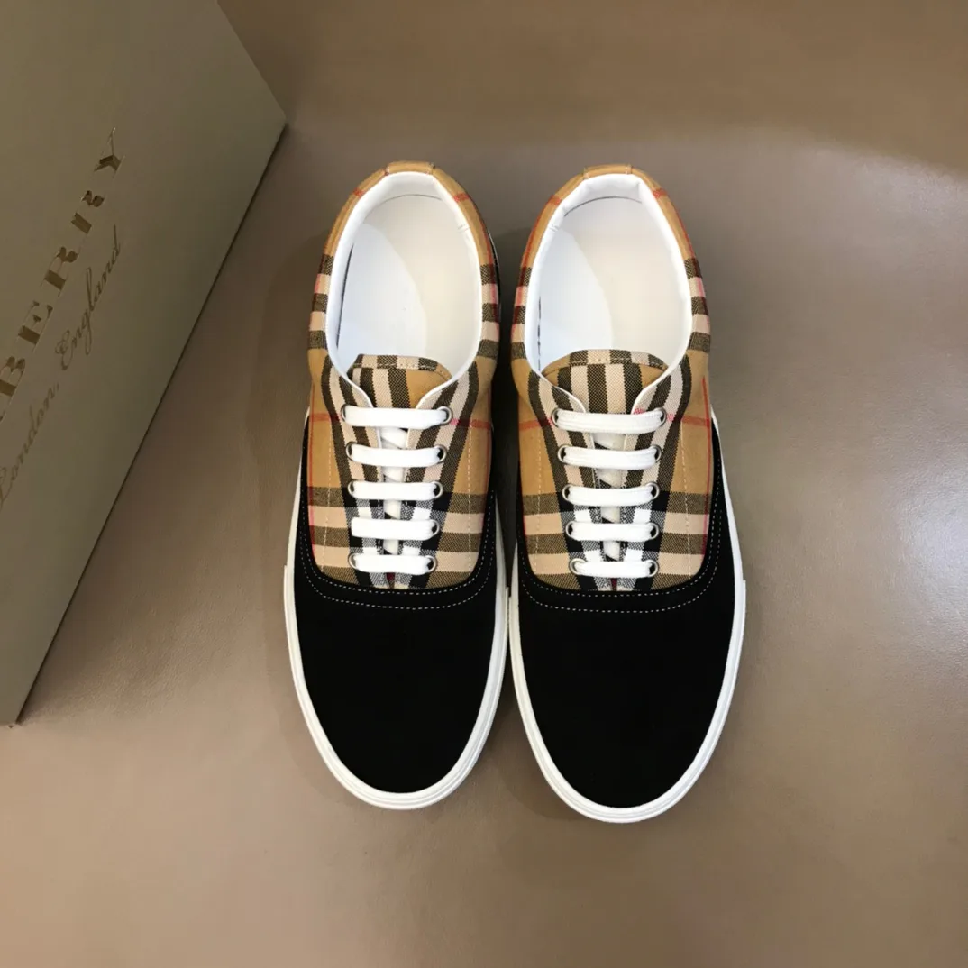 Кроссовки Мужские Burberry 18744110