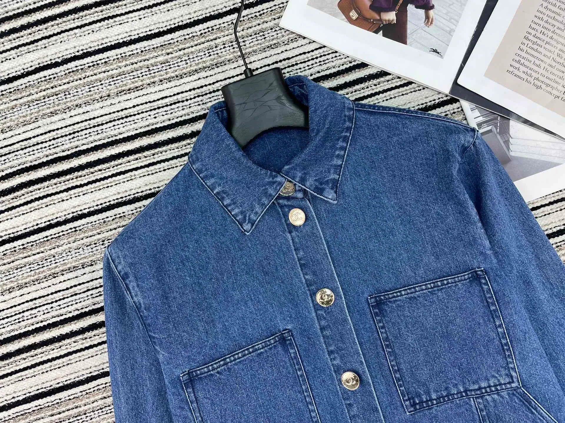 Куртки И Пуховики Женские Chanel 5367757