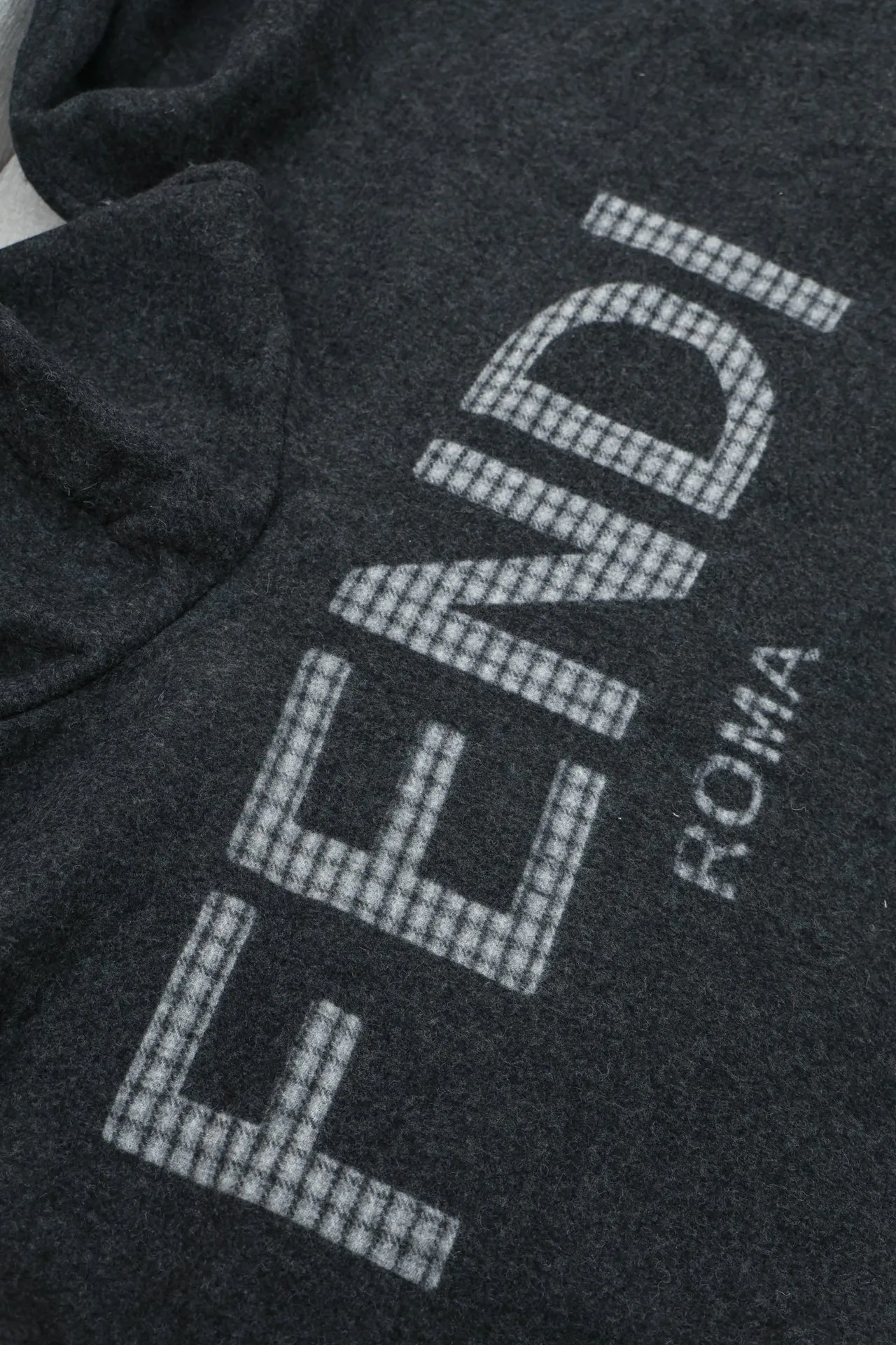 Шарфы Женские Fendi 185667