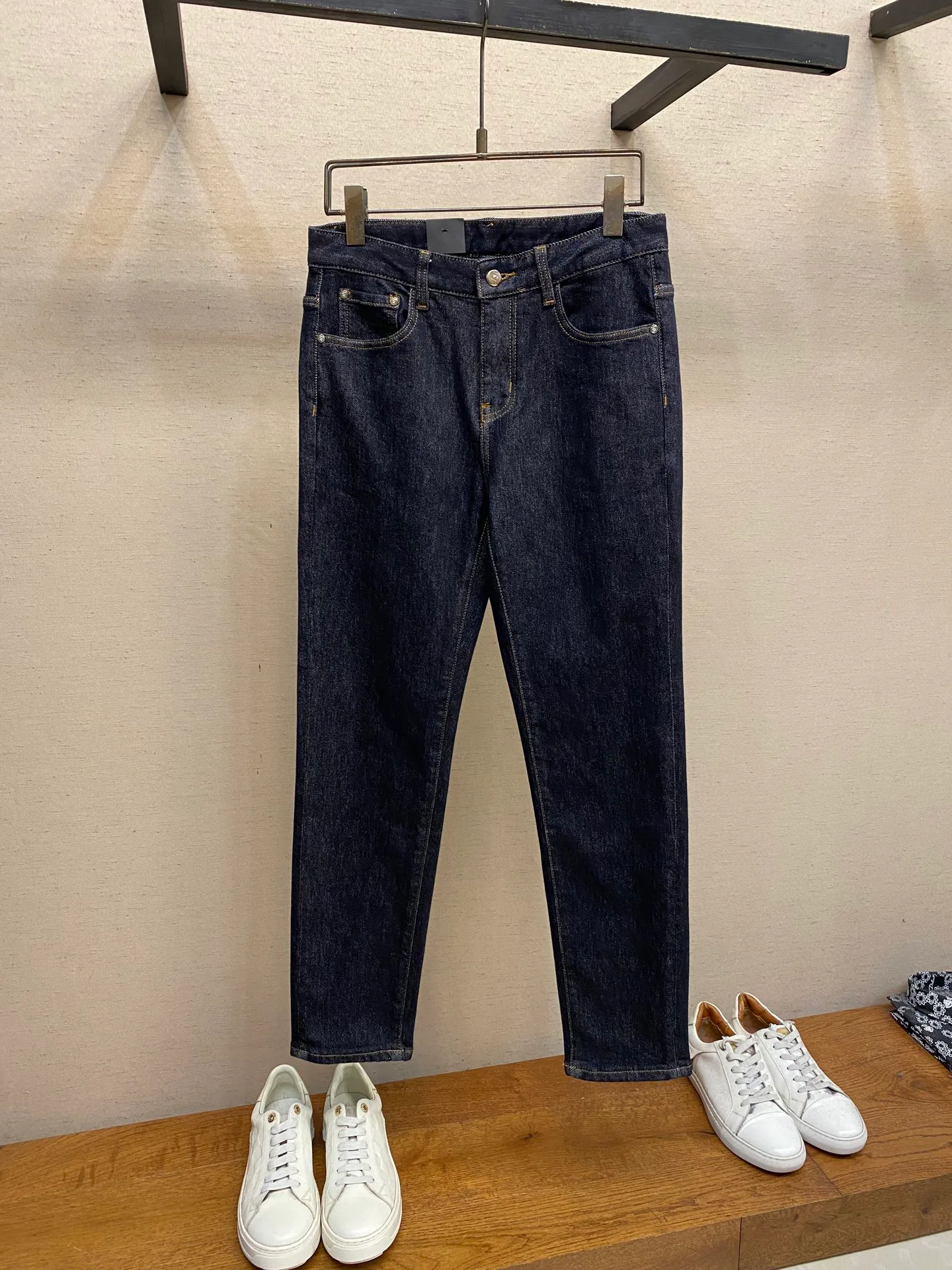 Джинсы Женские Fendi 444180