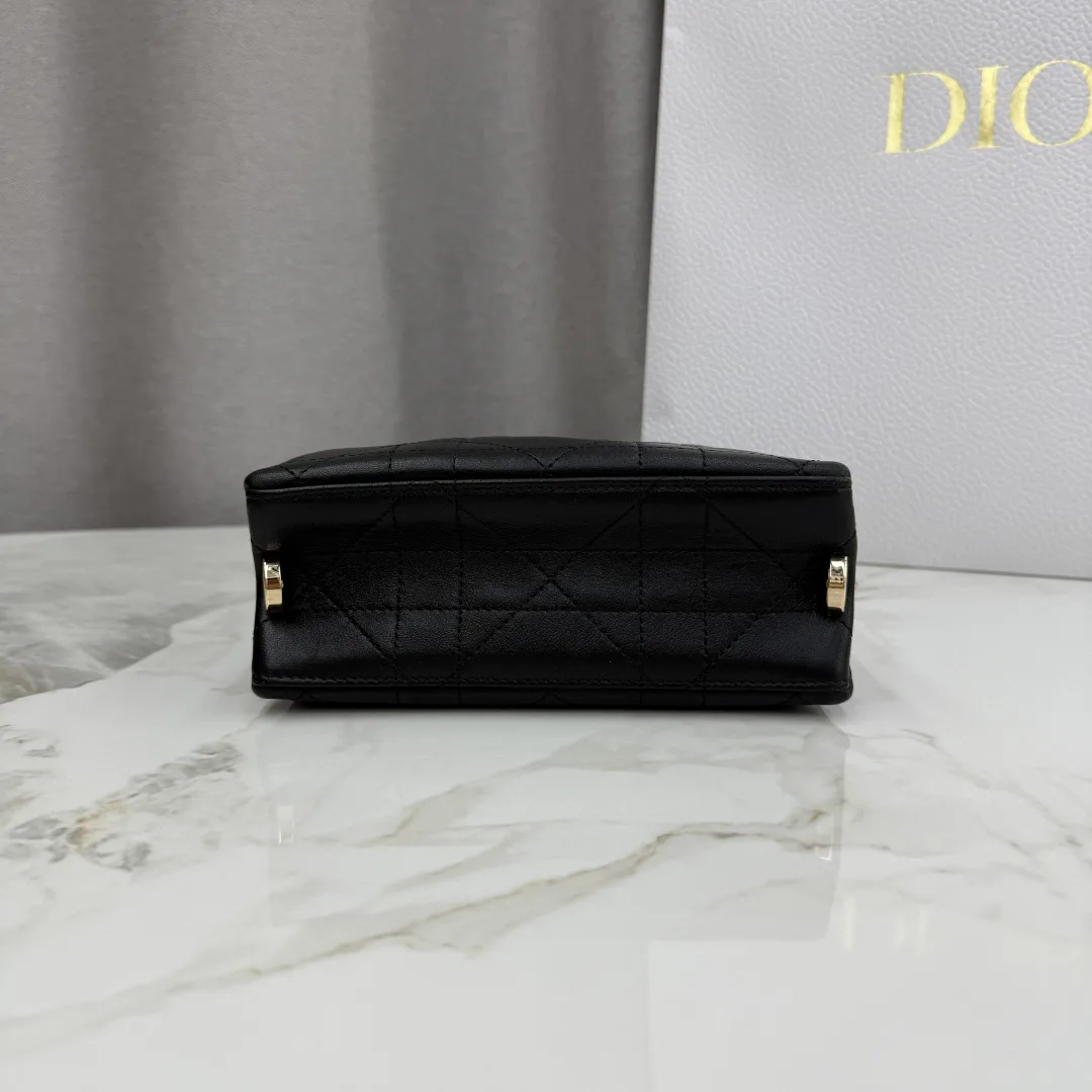 Классические Сумки Женские Christian Dior 11905845