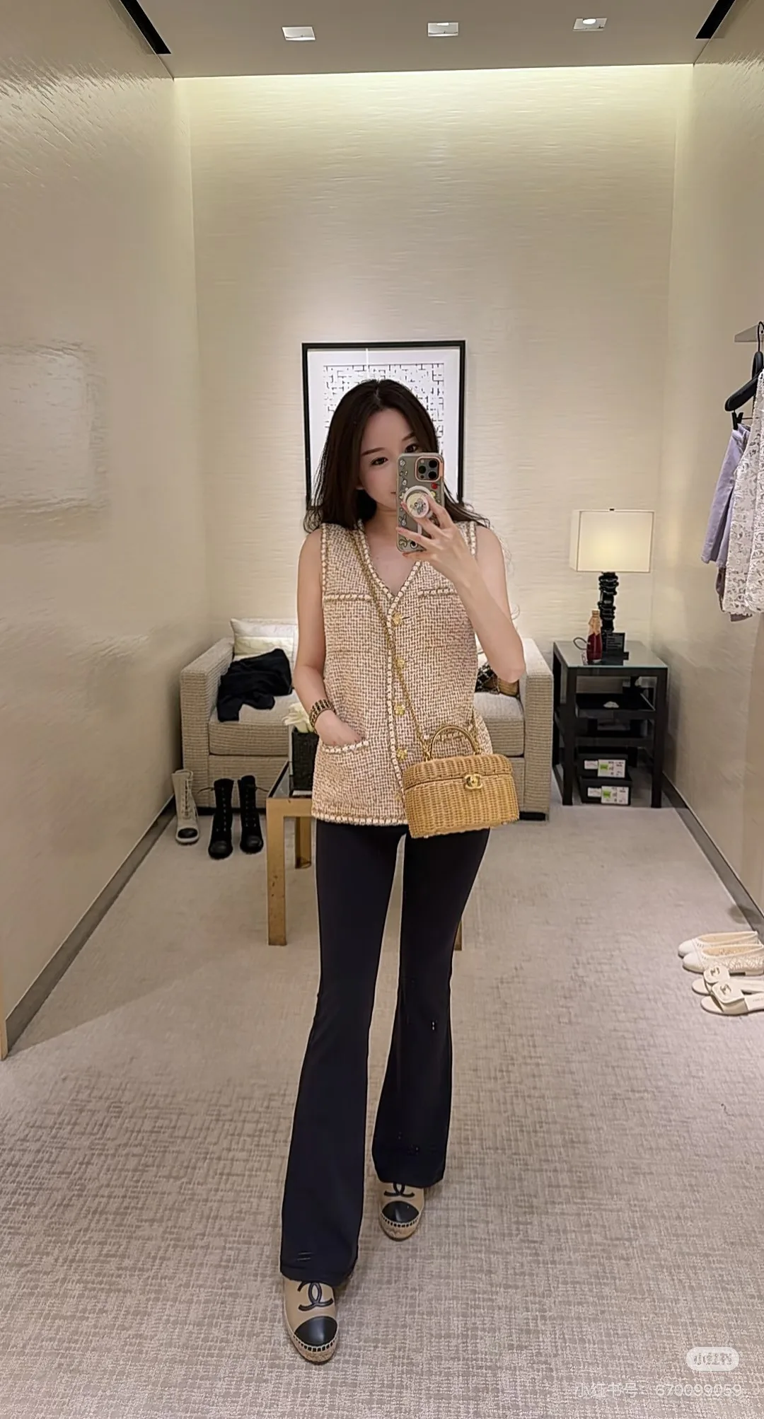 Жилеты Женские Chanel 19001679