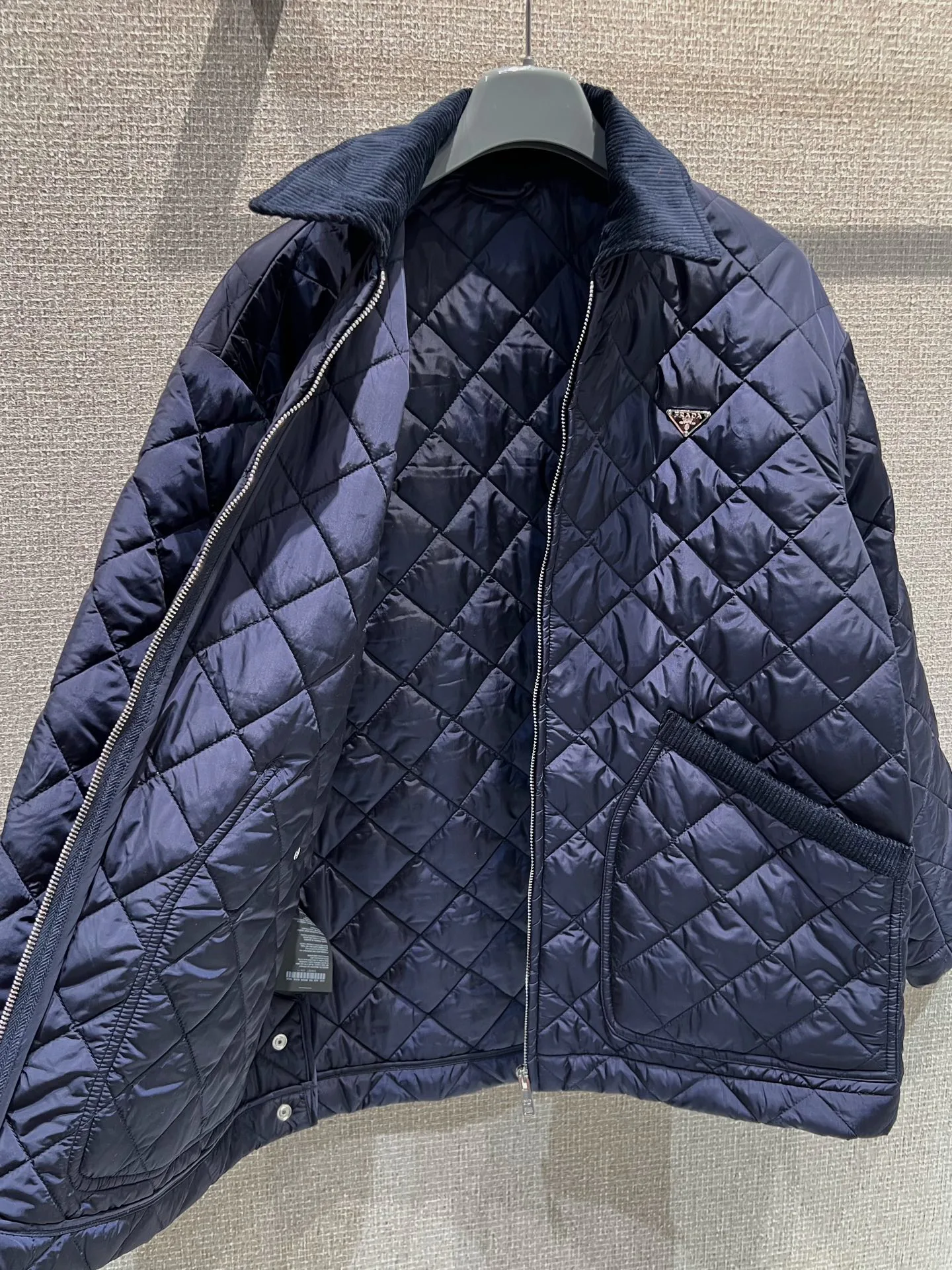 Куртки И Пуховики Женские Prada 1393899
