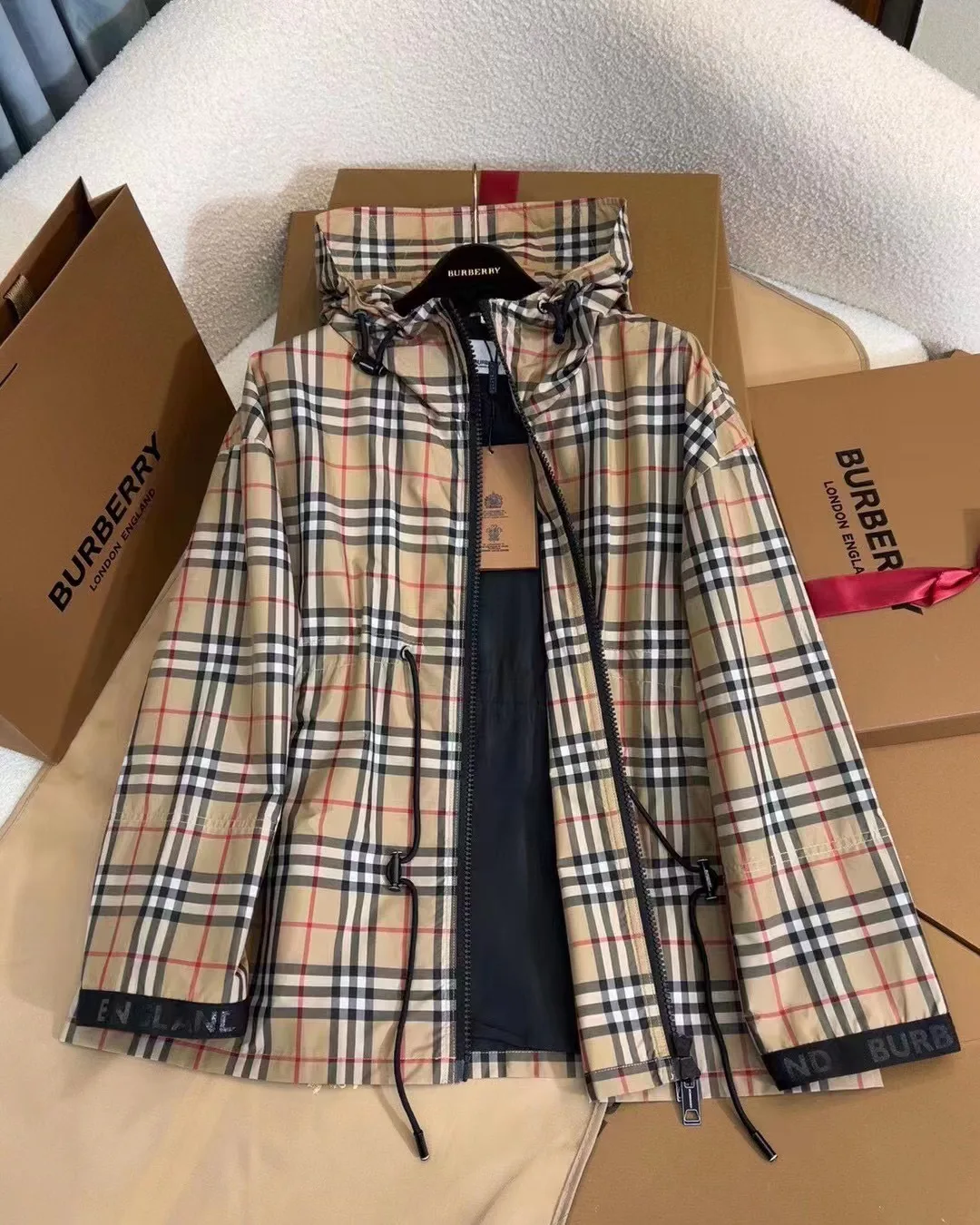 Жакеты Женские Burberry 13420104