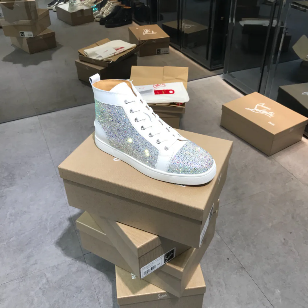 Кроссовки Женские Christian Louboutin 19081250