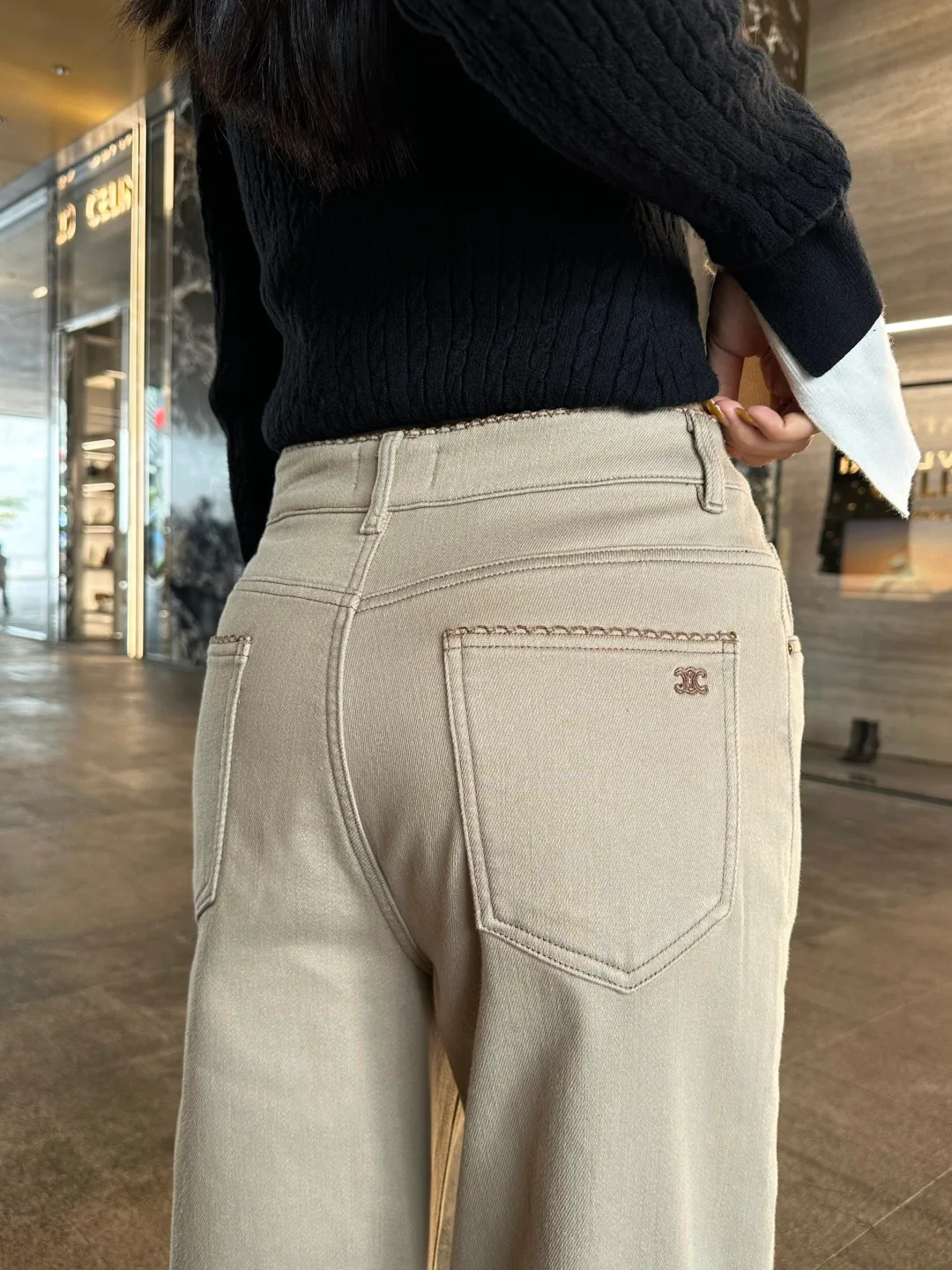 Джинсы Женские Celine 19034285