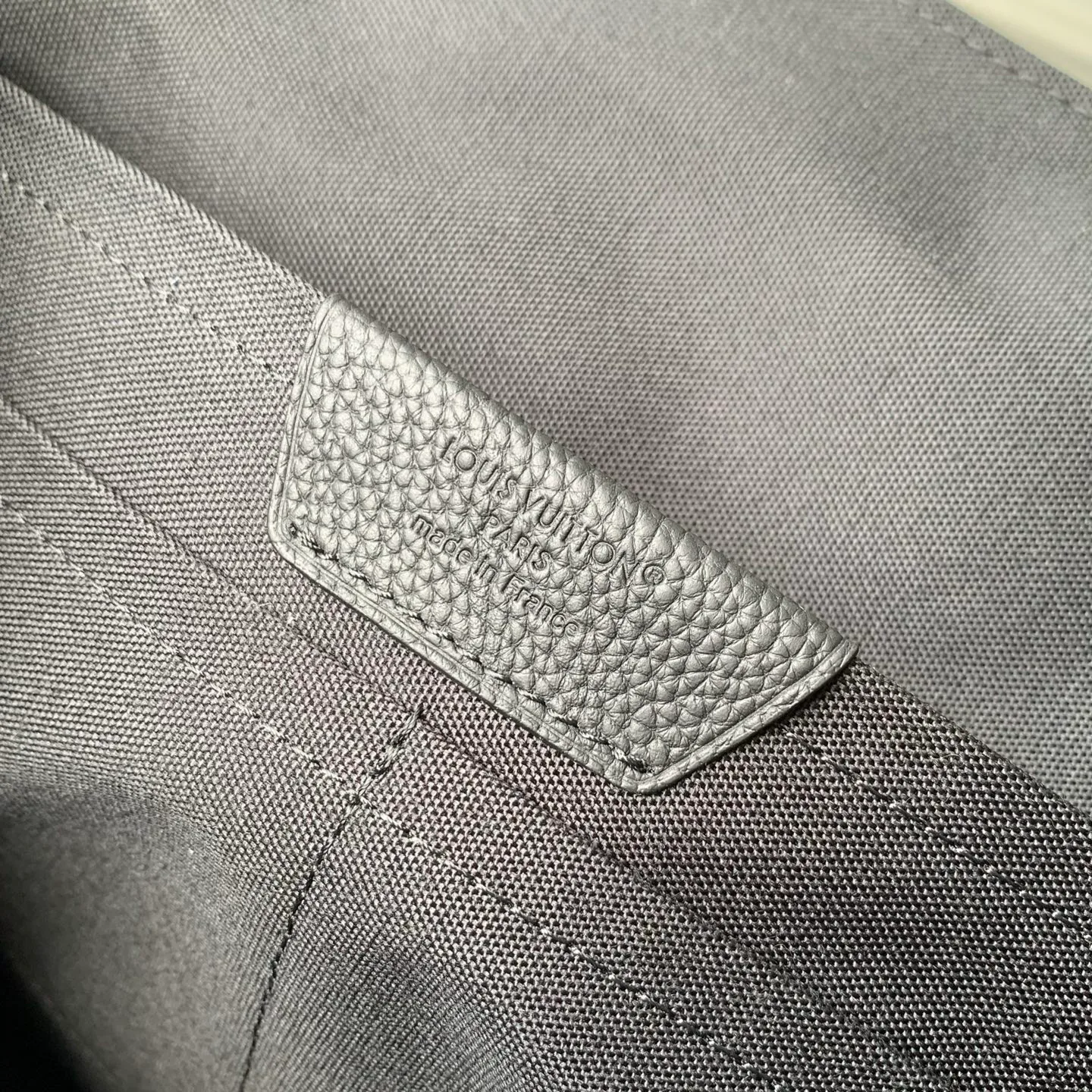 Рюкзаки Женские Louis Vuitton 18732346