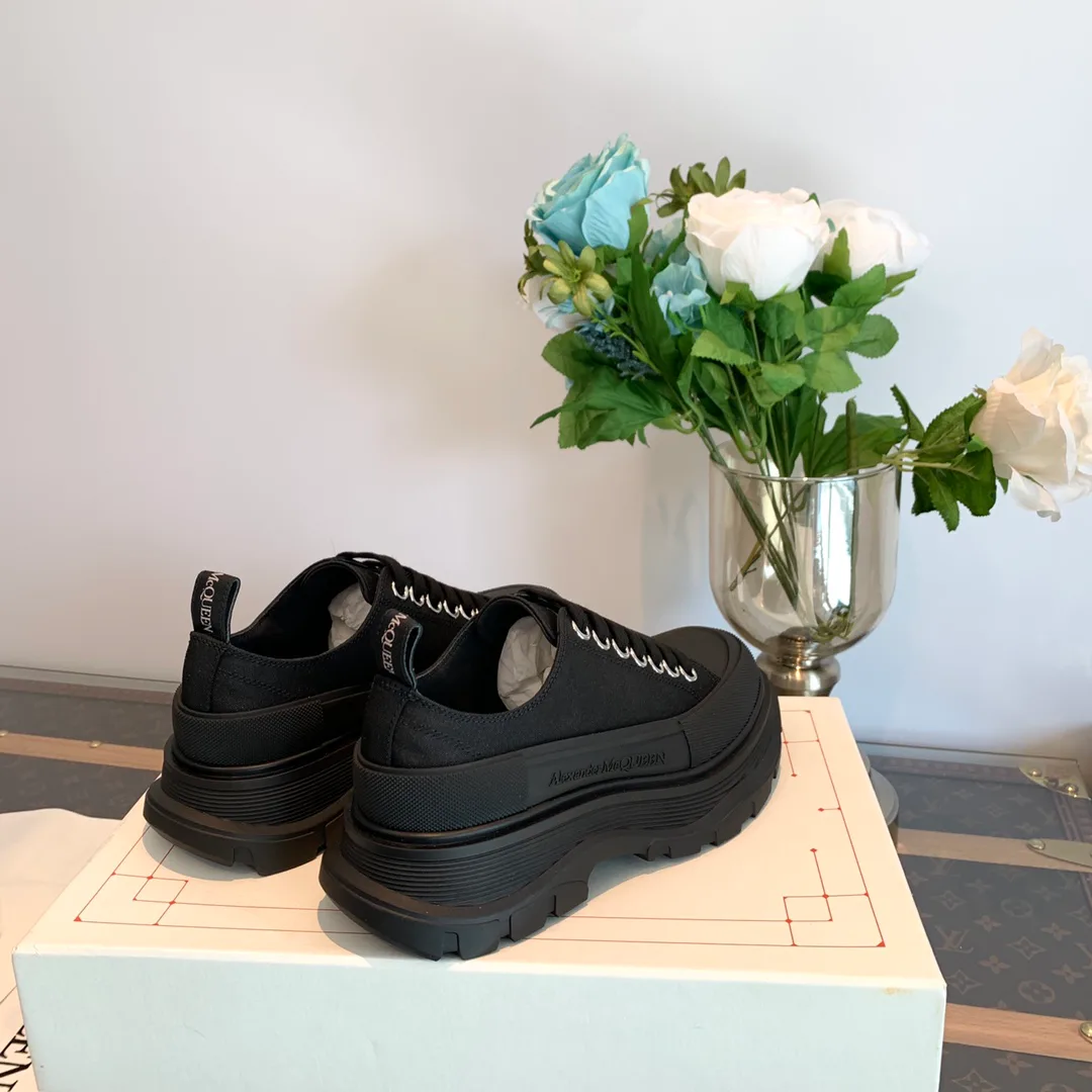 Кроссовки Женские Alexander Mcqueen 5205