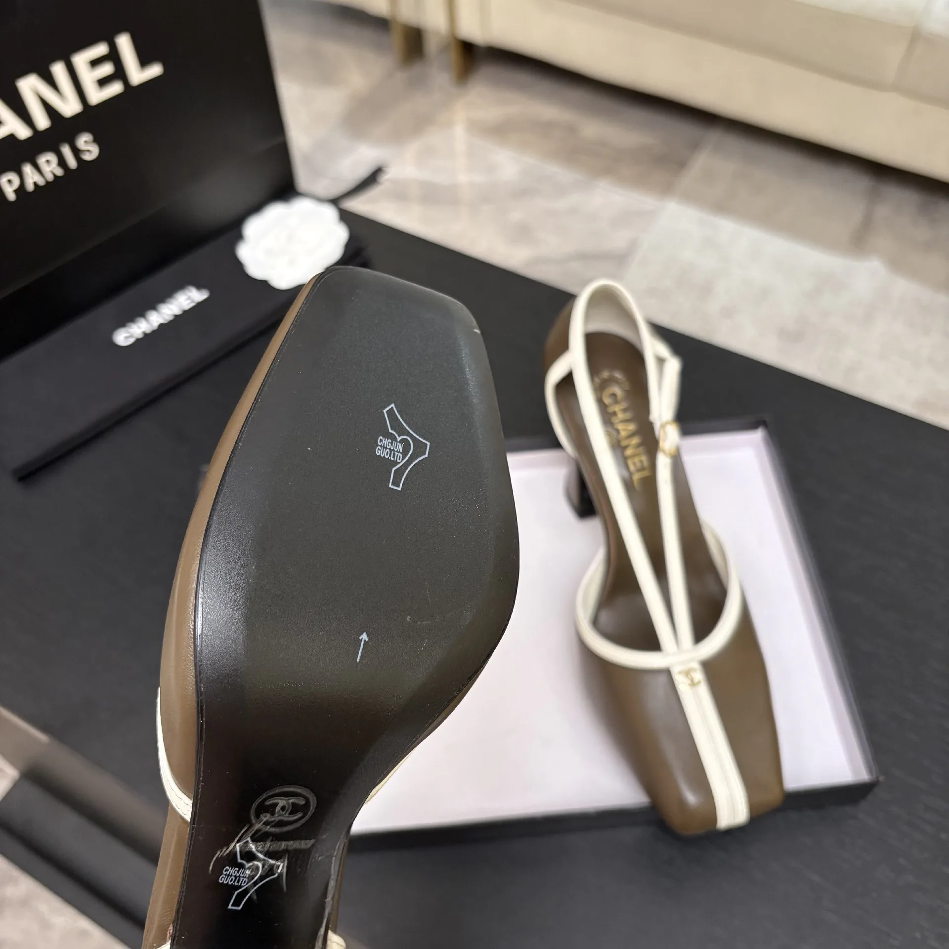 Босоножки Женские Chanel 19339303
