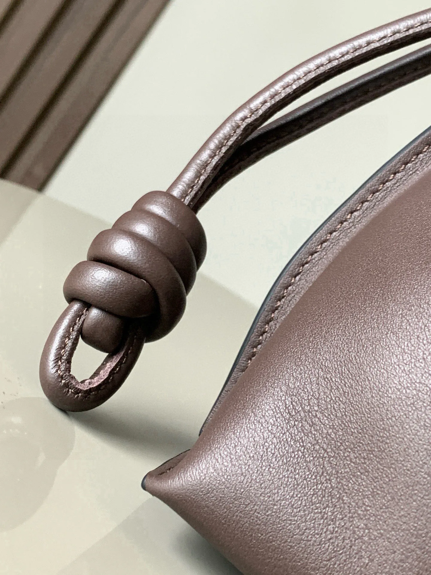 Классические Сумки Женские Loewe 10823944