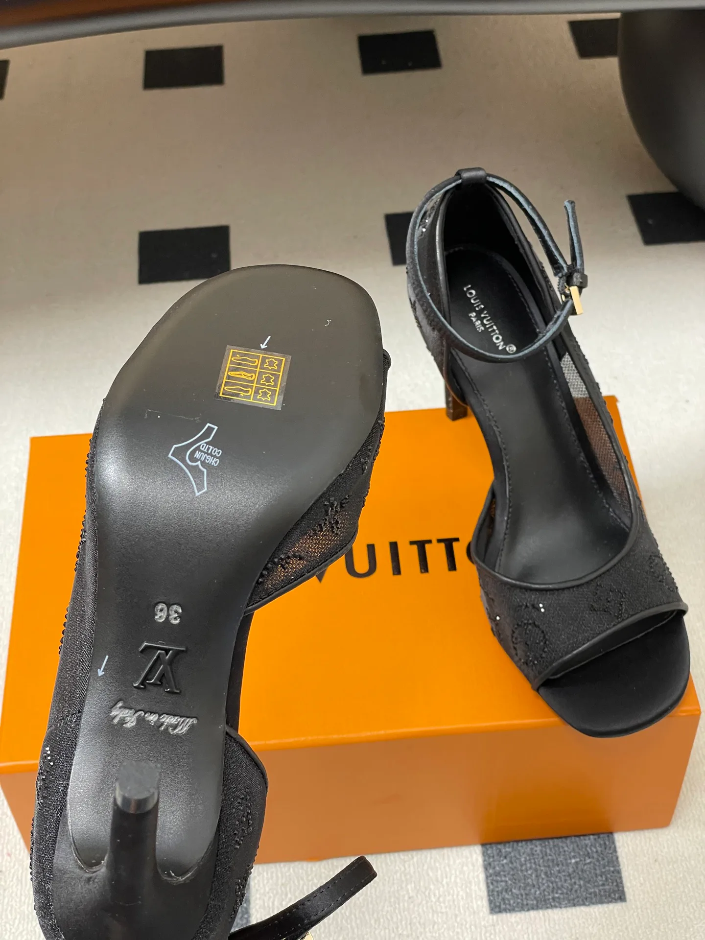 Туфли Женские Louis Vuitton 2597145