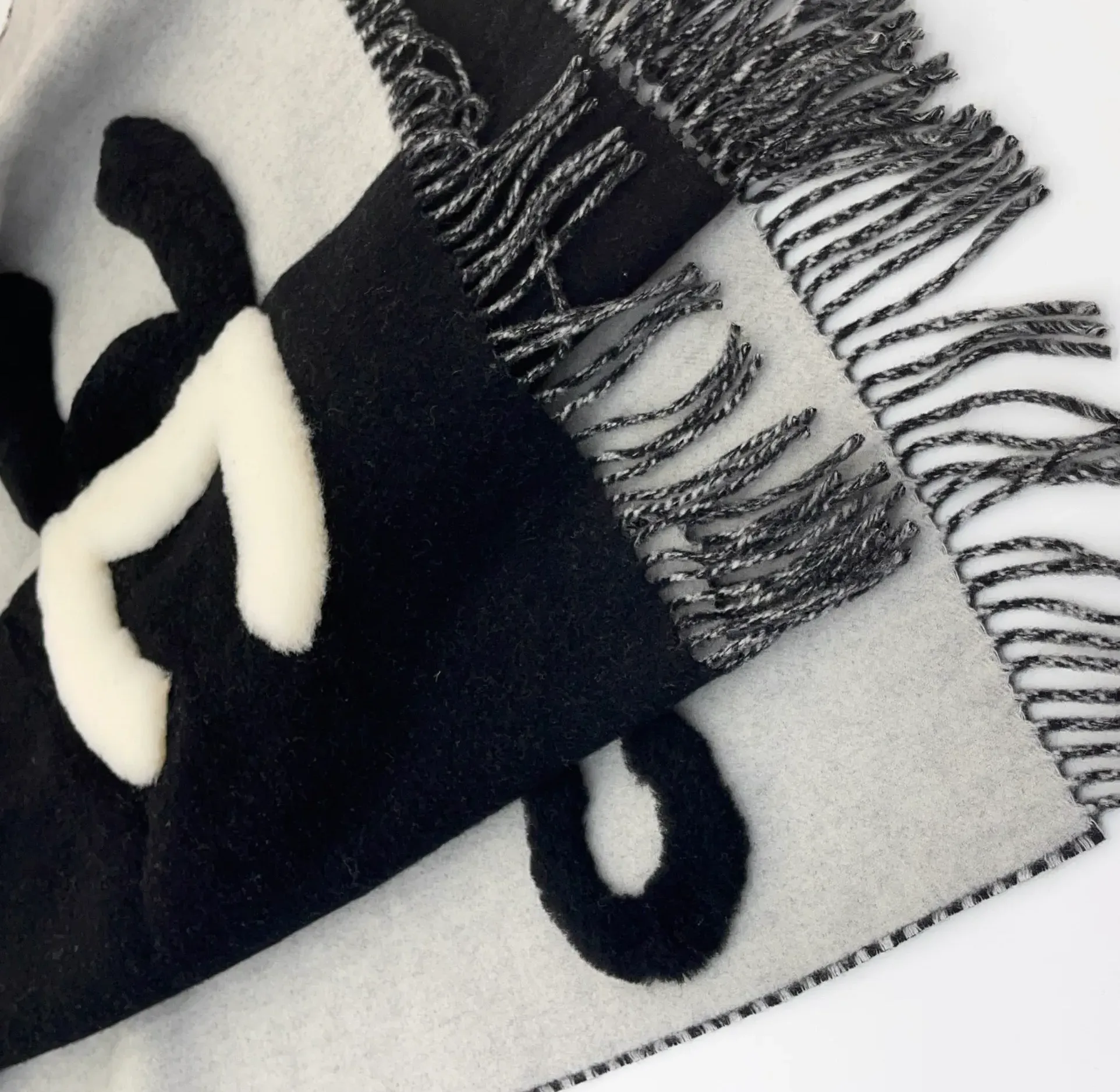 Шарфы Chanel 945431