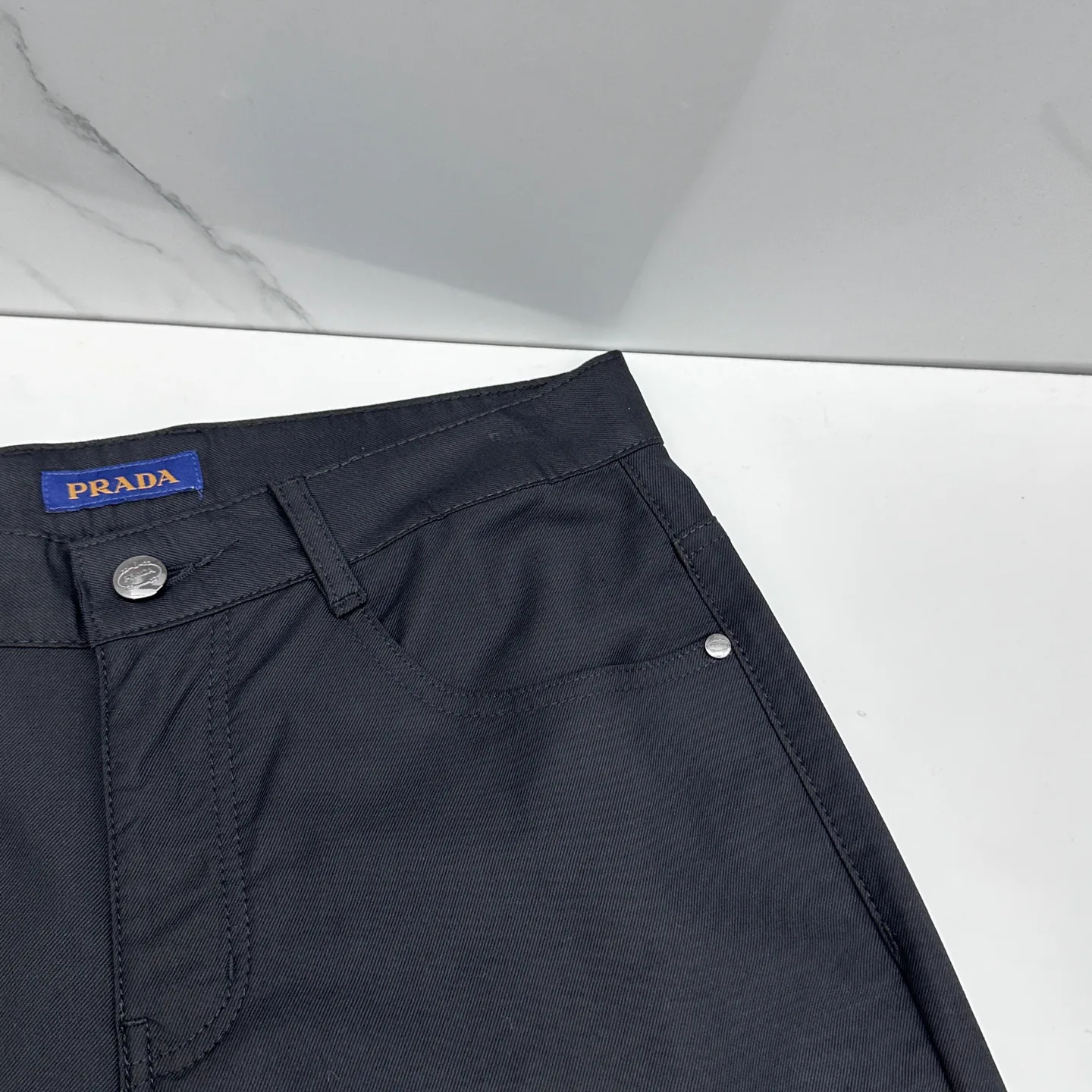 Брюки Мужские Prada 13118891