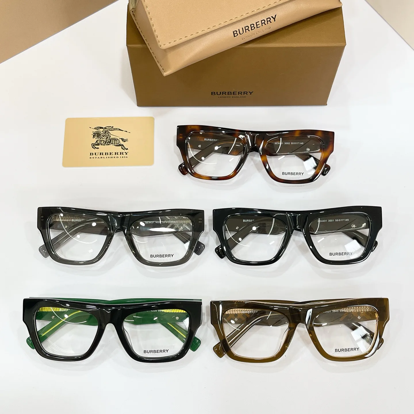 Очки Burberry 16949065