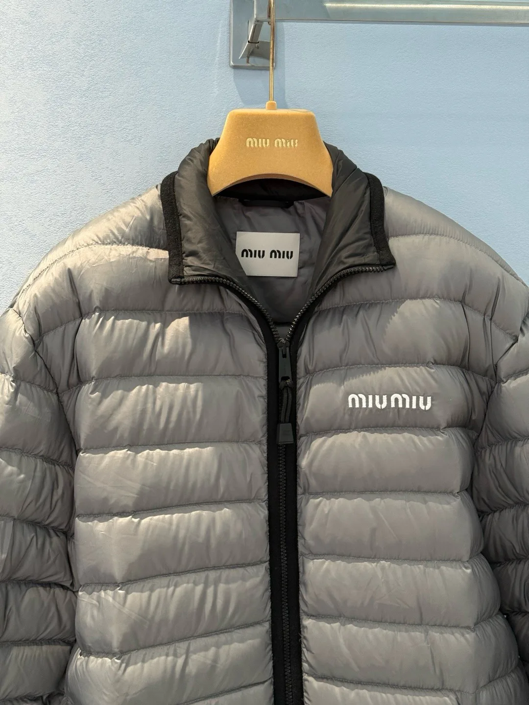 Куртки И Пуховики Женские Miu Miu 191399