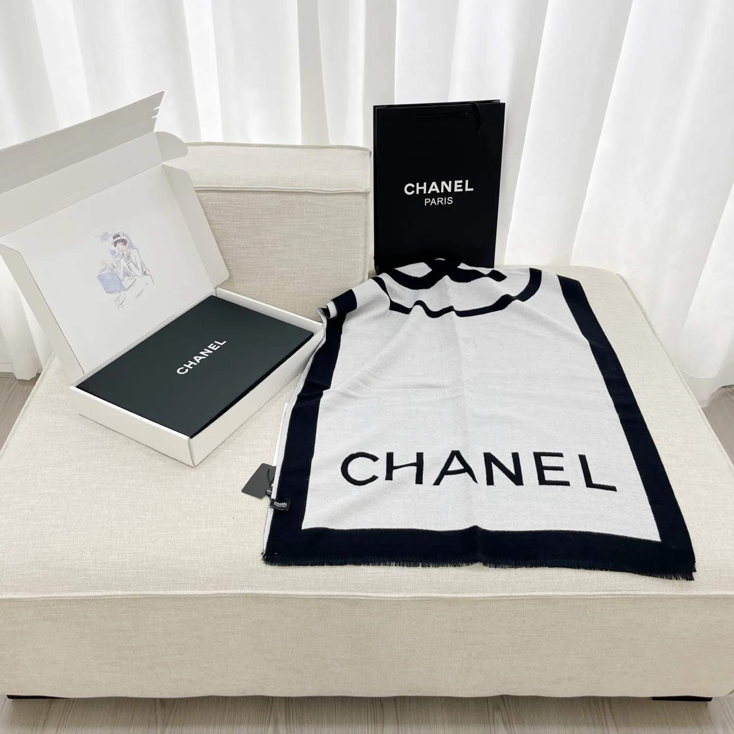 Шарфы Chanel 117416