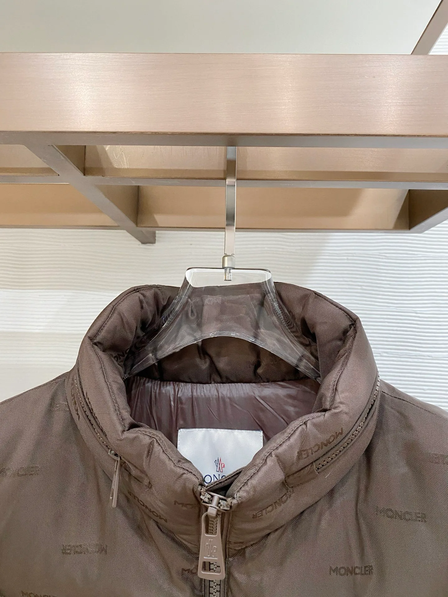 Куртки И Пуховики Мужские Moncler 17930665