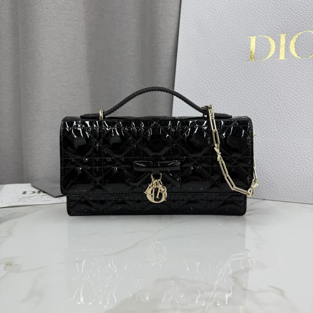 Сумки На Ремне Женские Christian Dior 9165588