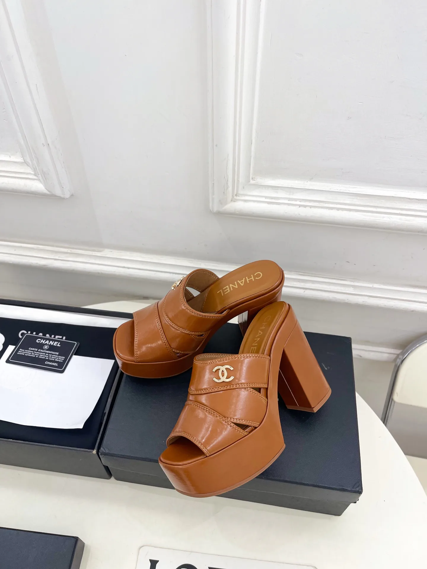 Босоножки Женские Chanel 13340917