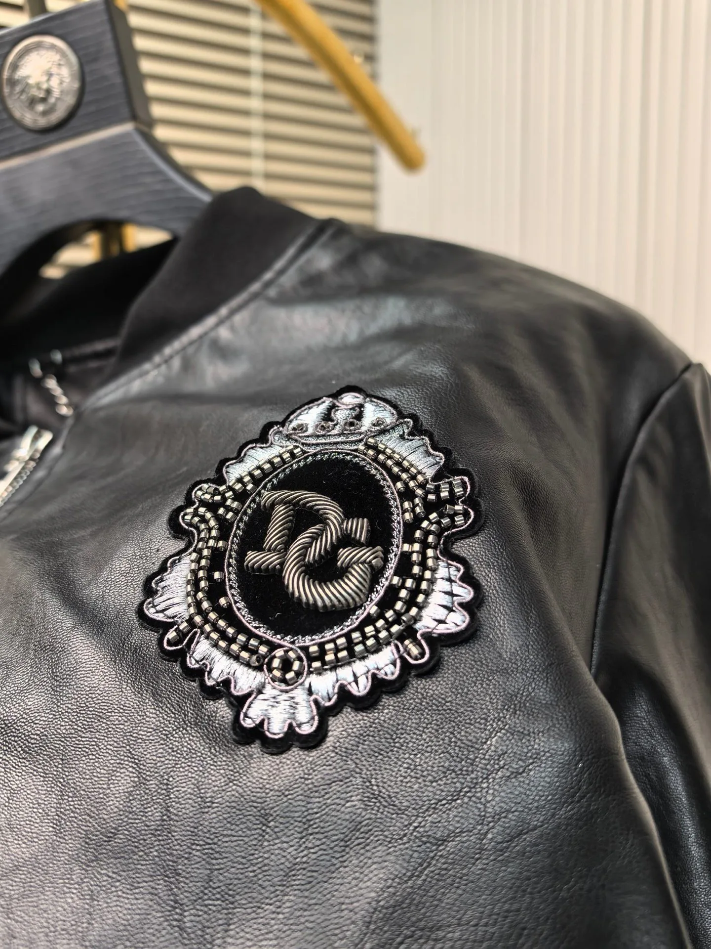 Кожаные Куртки И Дублёнки Мужские Dolce & Gabbana 11411443