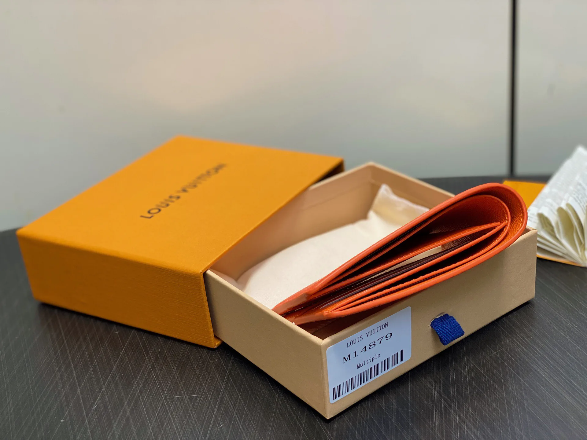 Кошельки Louis Vuitton 84004