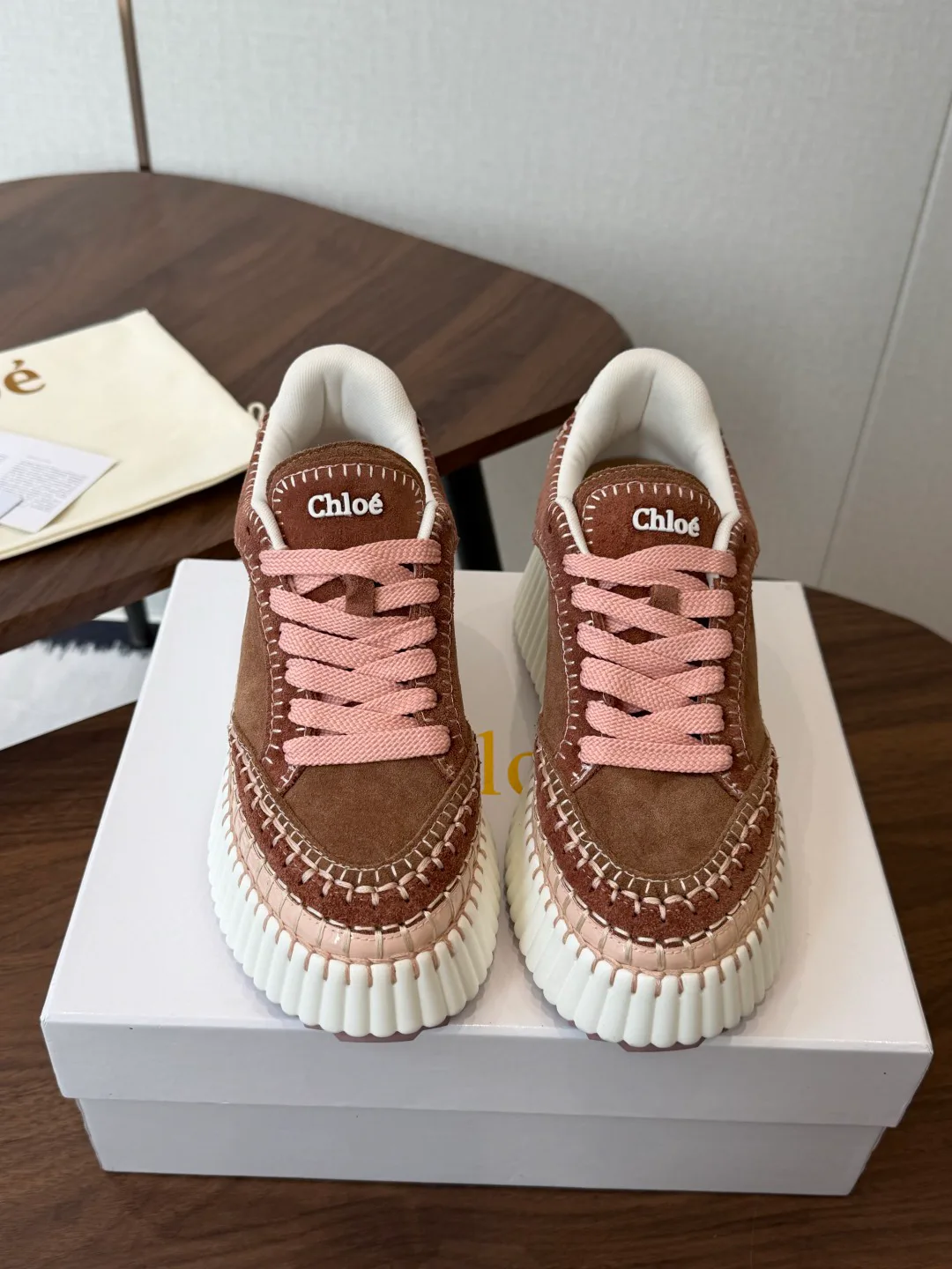 Кроссовки Женские Chloe 19587142
