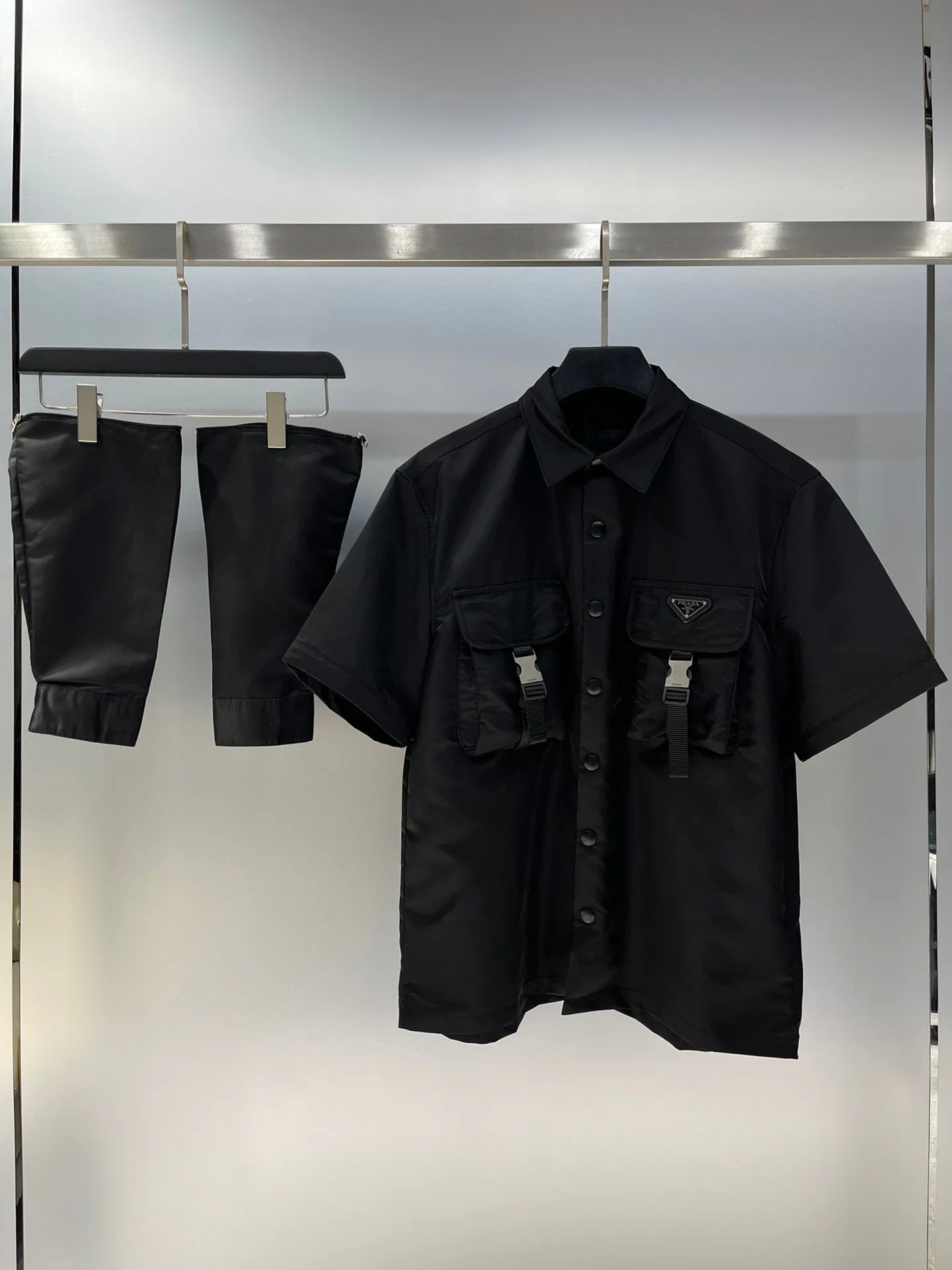 Куртки И Пуховики Мужские Prada 9269408