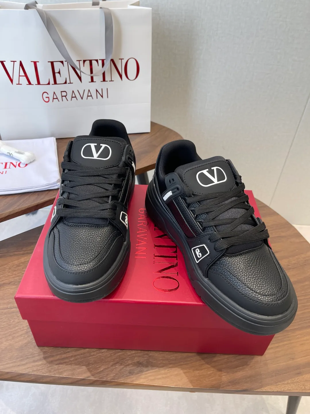 Кроссовки Женские Valentino 4545167