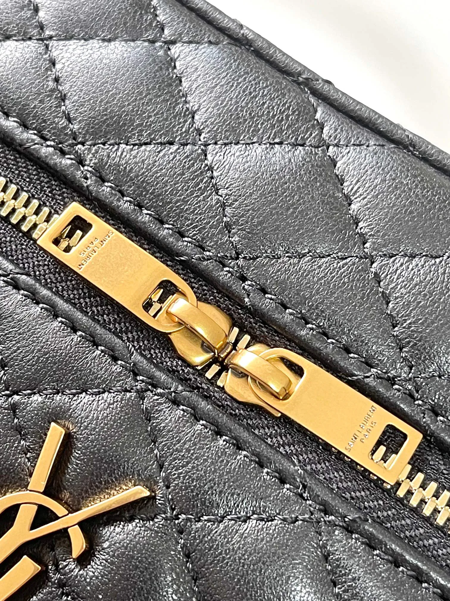 Сумки На Ремне Женские Saint Laurent 7652059