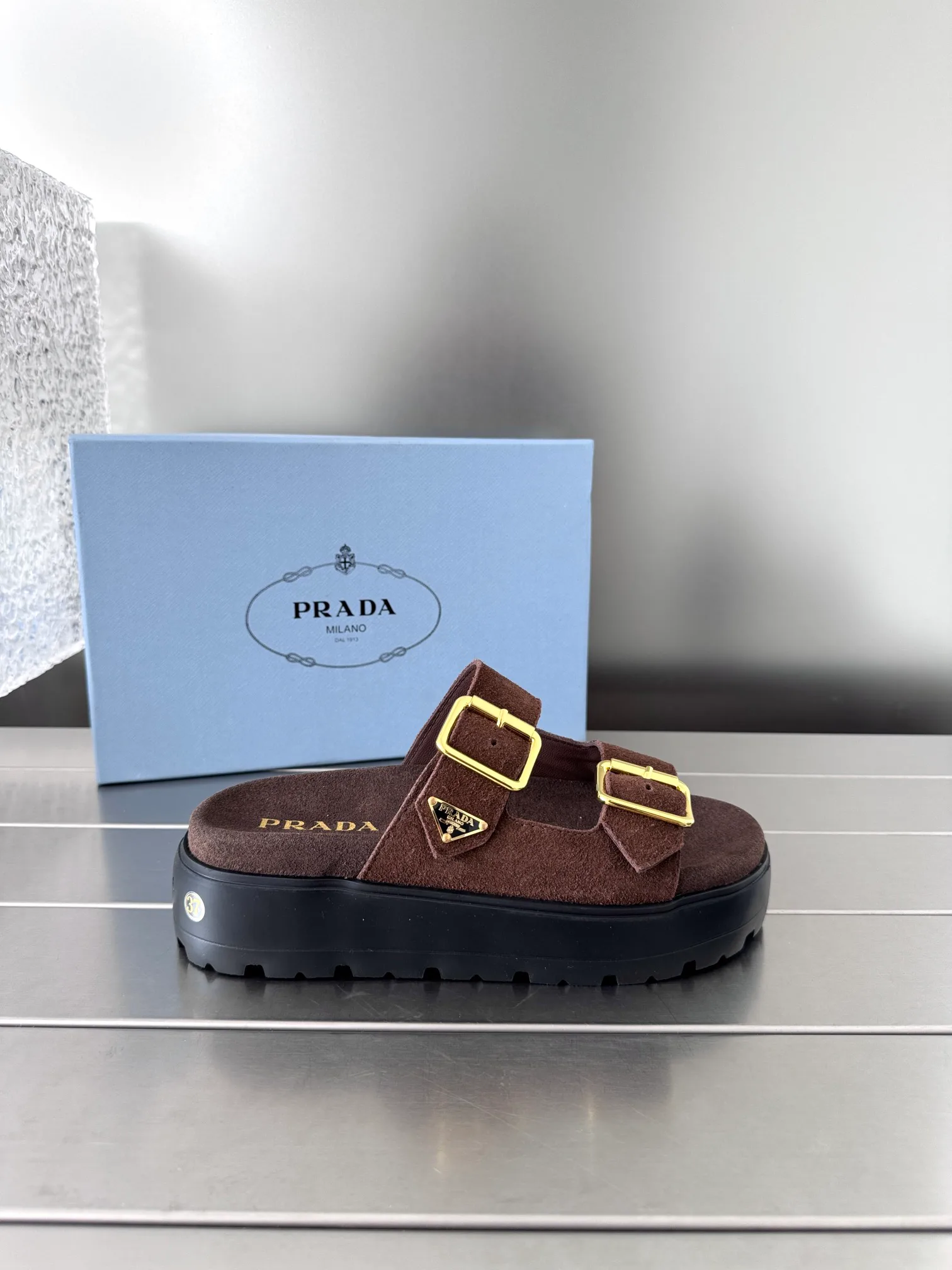 Босоножки Женские Prada 12245187