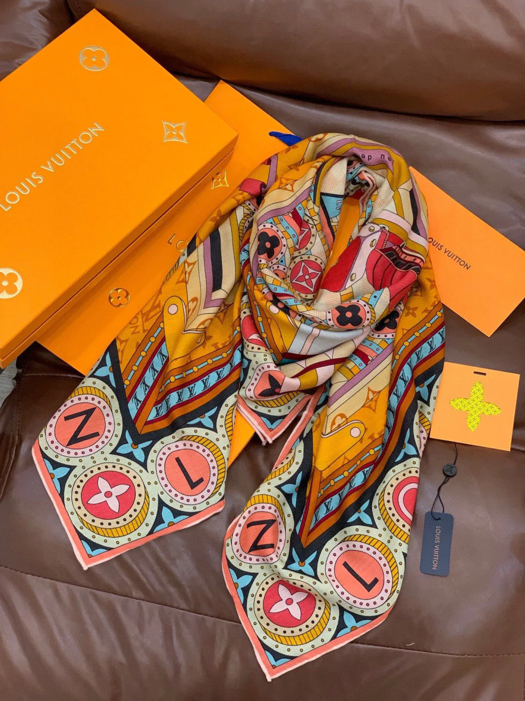 Шарфы Louis Vuitton 895181