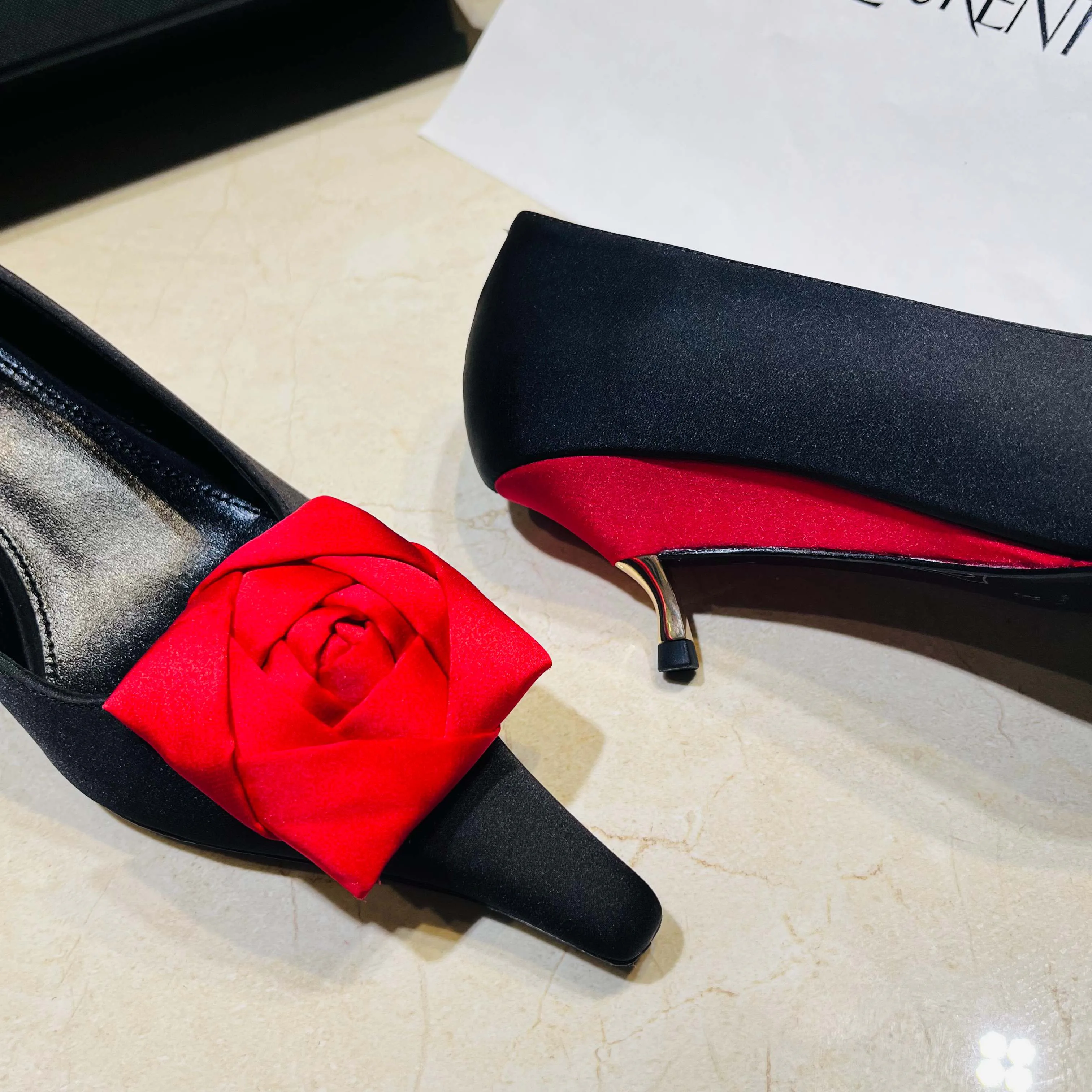 Туфли Женские Saint Laurent 18083610