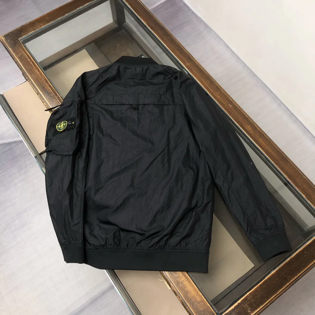 Куртки И Пуховики Мужские Stone Island 9642247