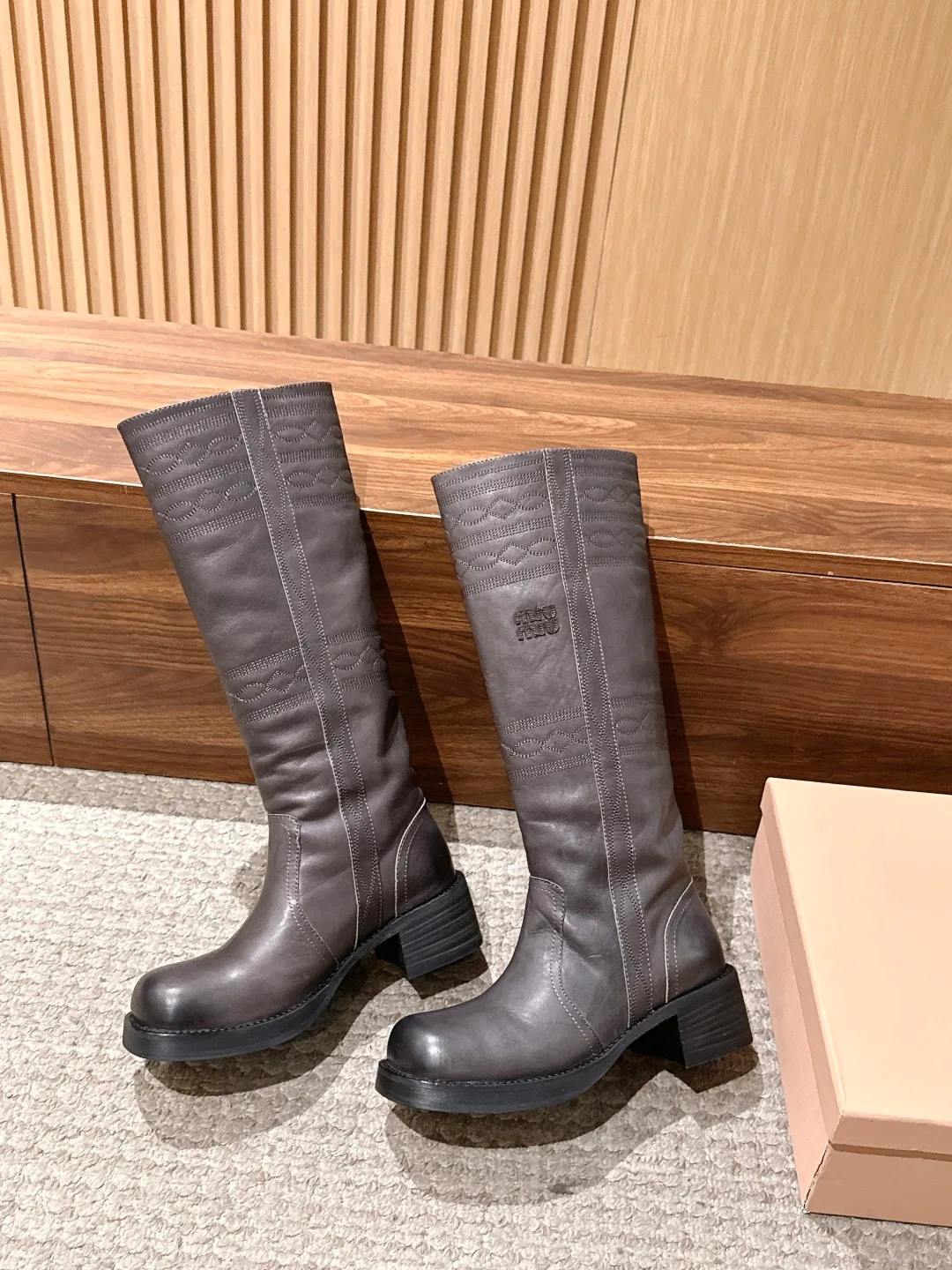 Сапоги Женские Miu Miu 18737726