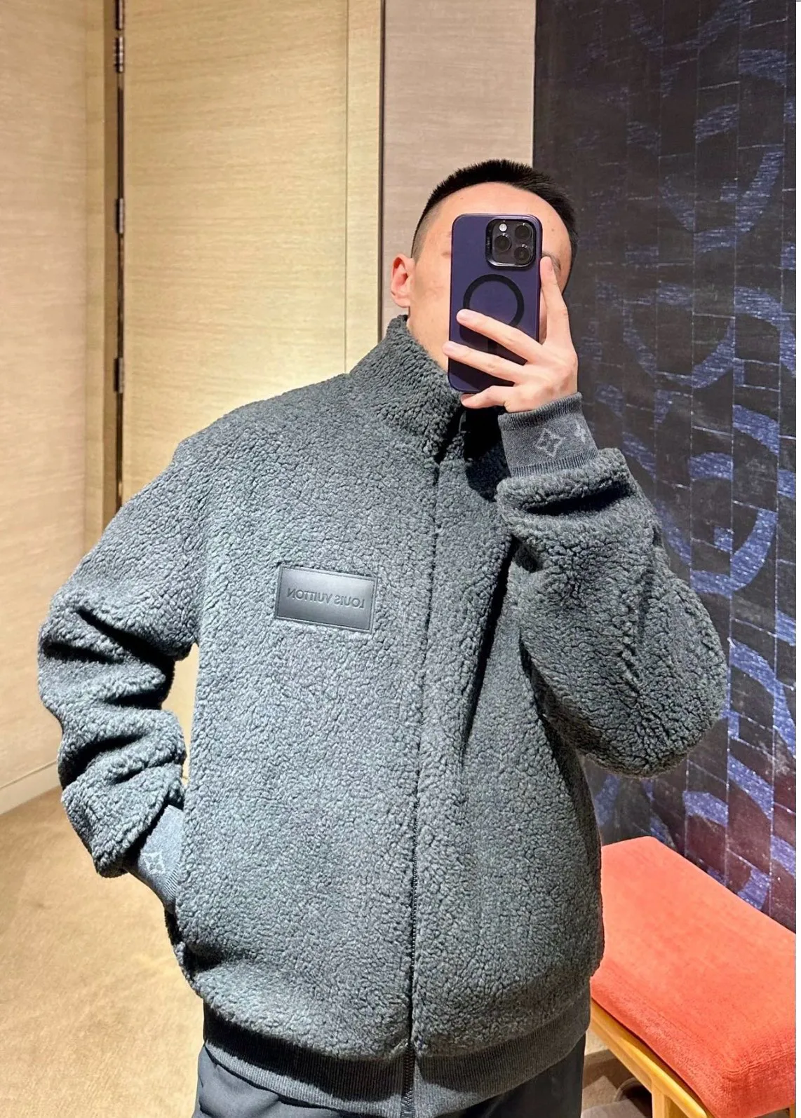 Куртки И Пуховики Мужские Louis Vuitton 1407