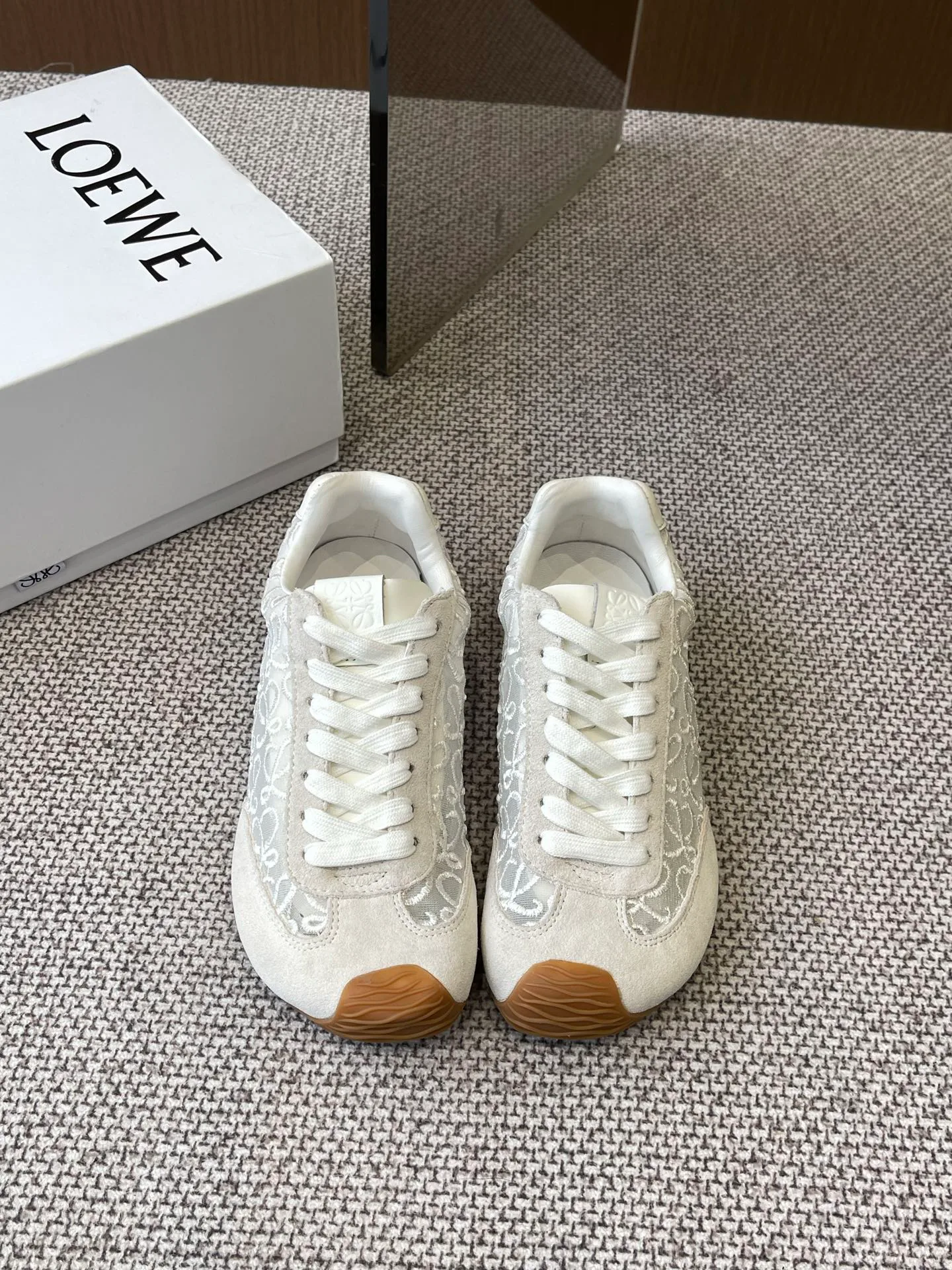 Кроссовки Женские Loewe 31217