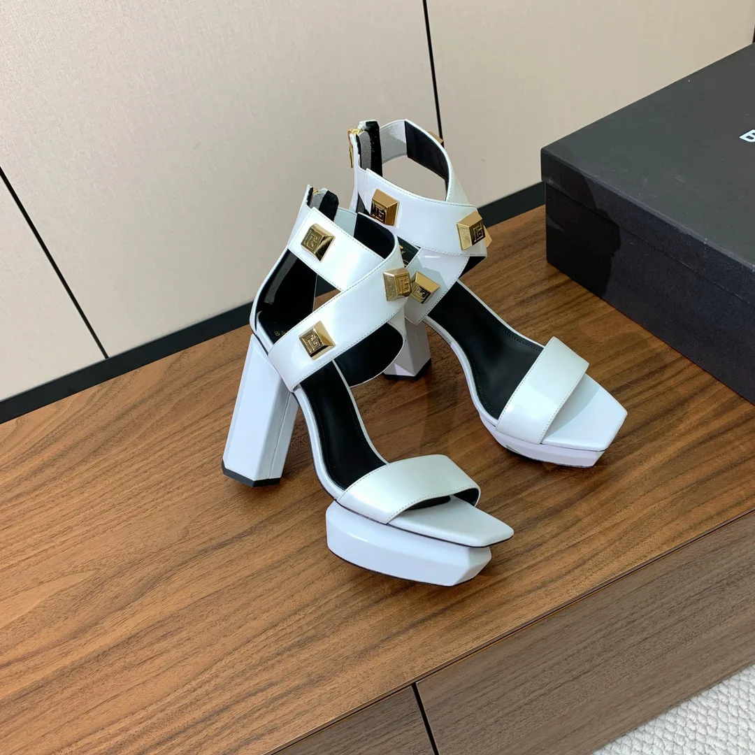 Босоножки Женские Balenciaga 32334