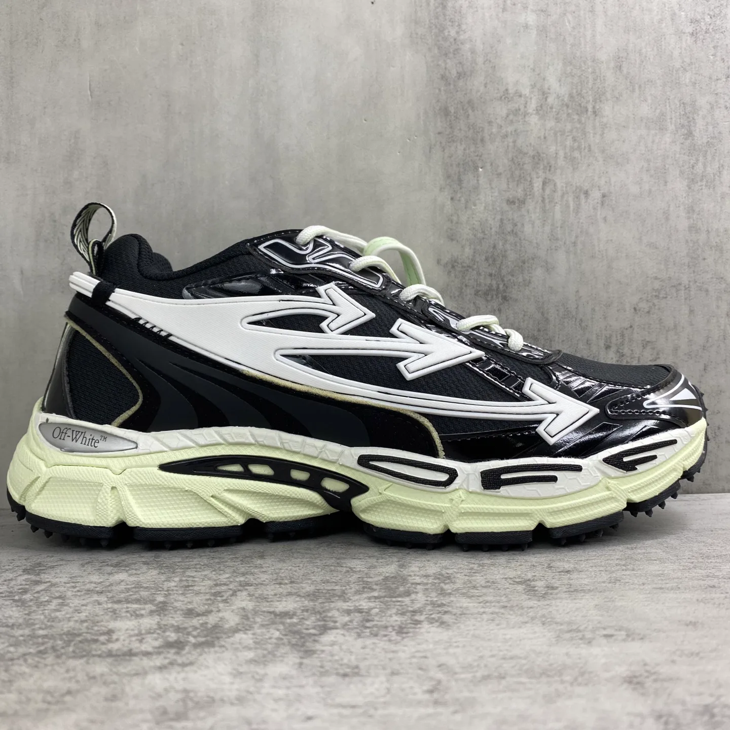 Кроссовки Женские Off-White 860547