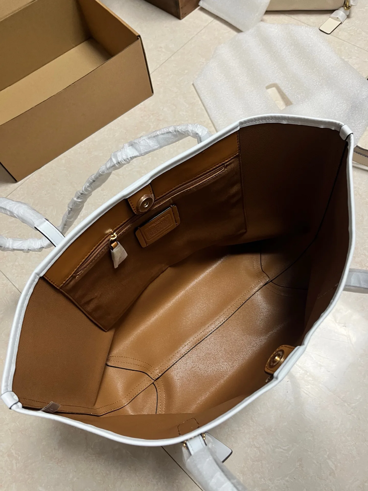 Классические Сумки Женские Coach 11603694