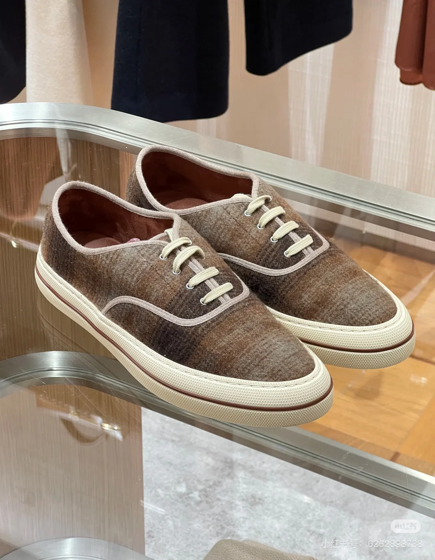 Кроссовки Женские Loro Piana 18258094