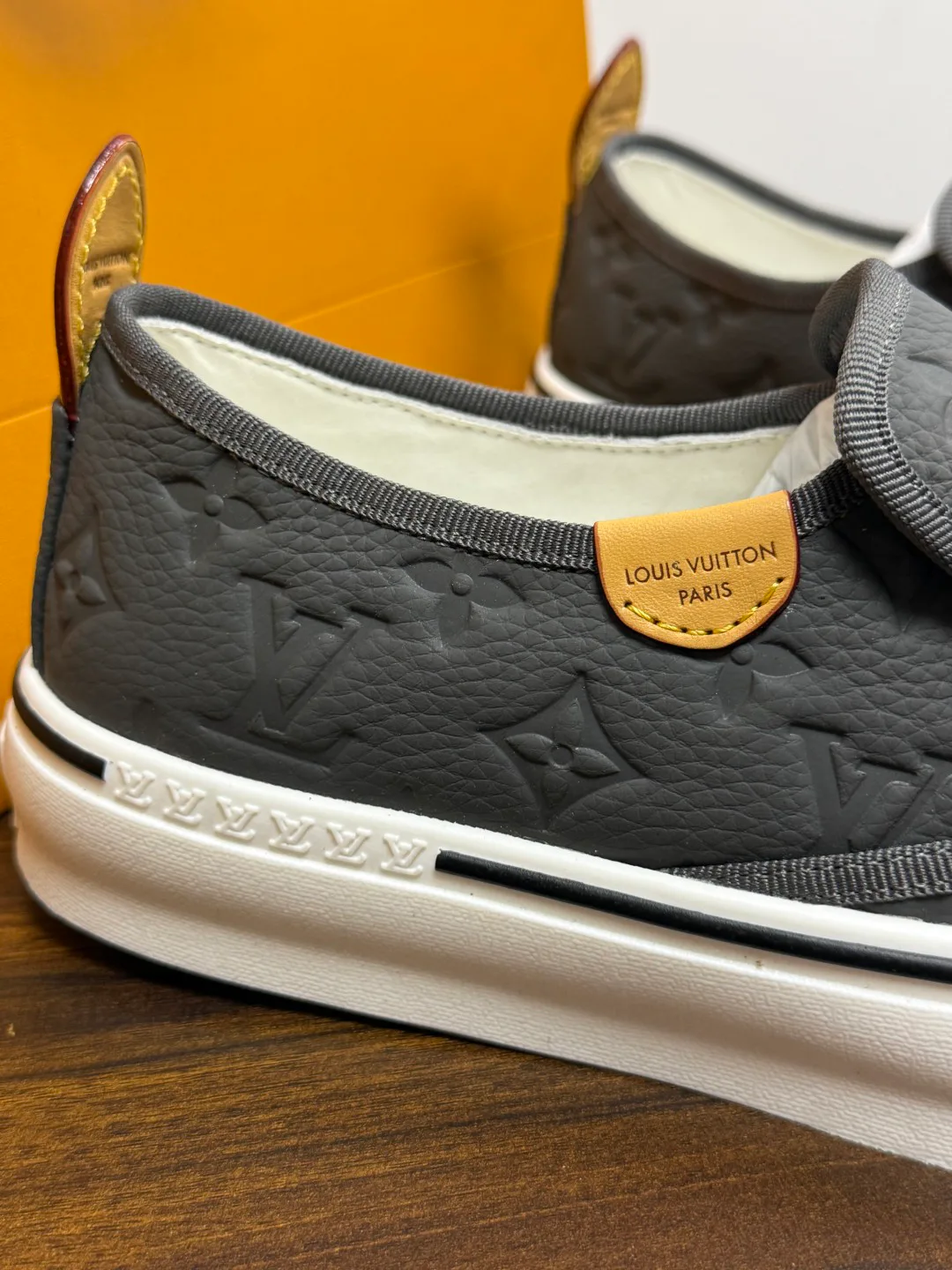 Кроссовки Мужские Louis Vuitton 19716445