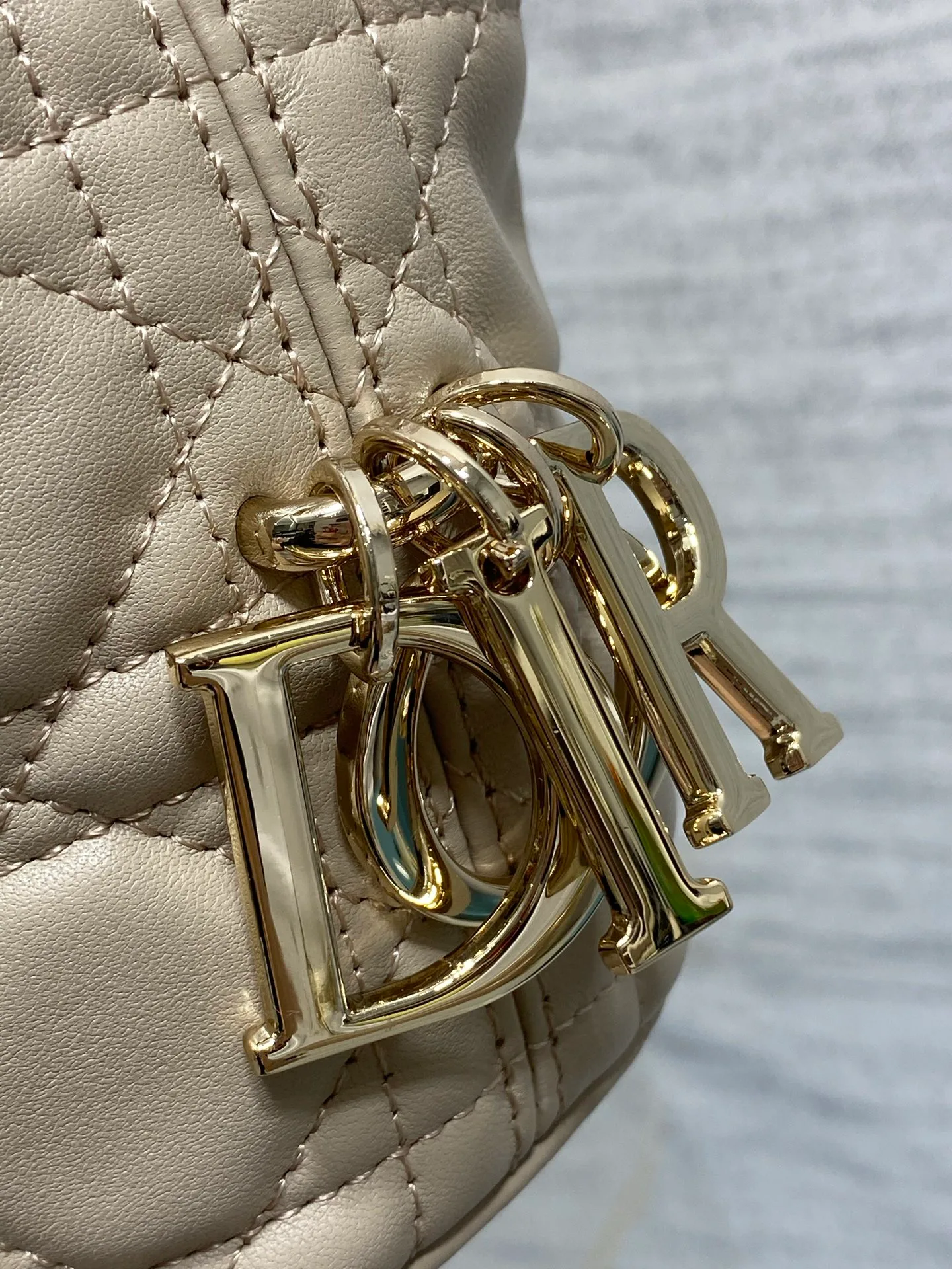 Классические Сумки Женские Christian Dior 18242111