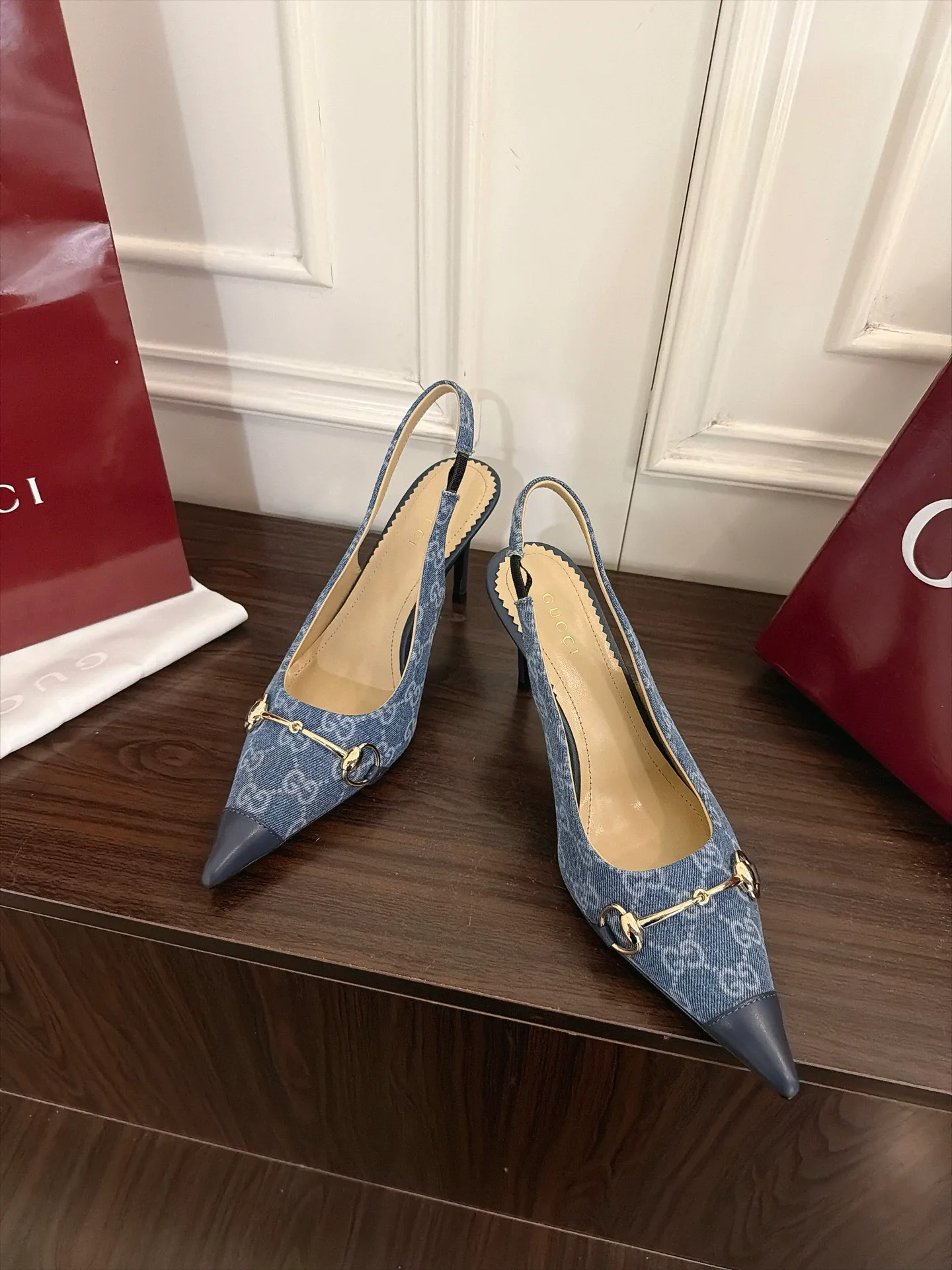 Туфли Женские Gucci 19483556