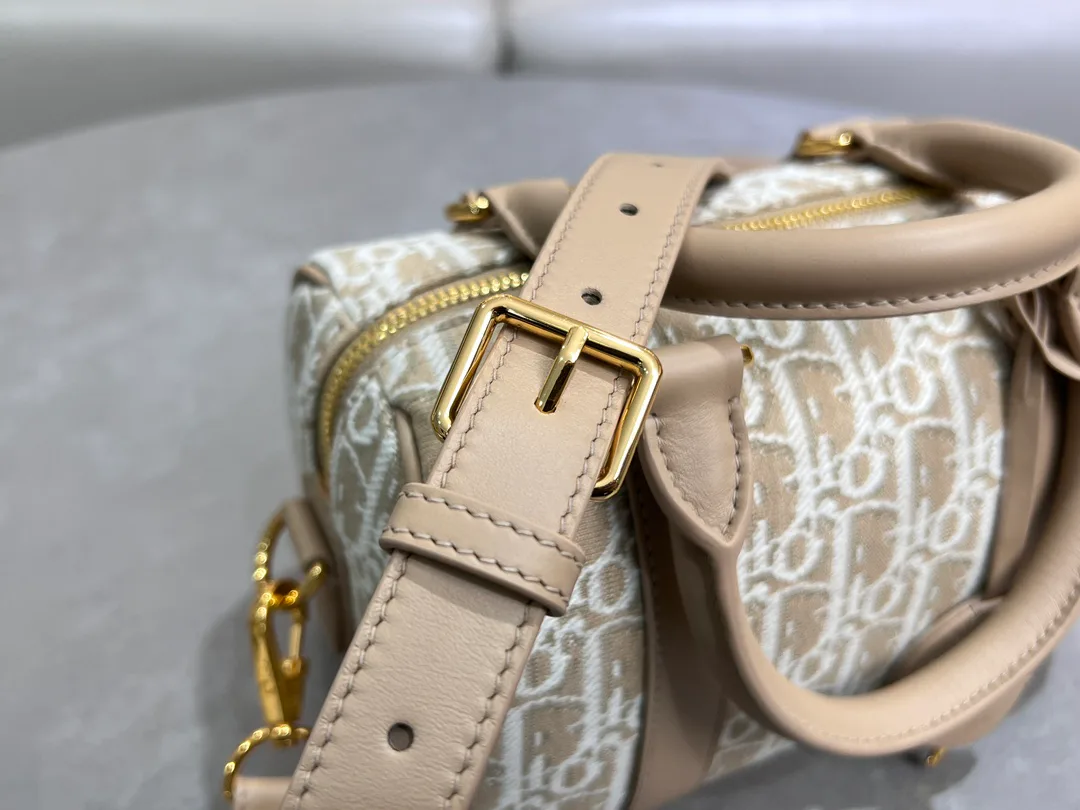 Сумки На Ремне Женские Christian Dior 293122