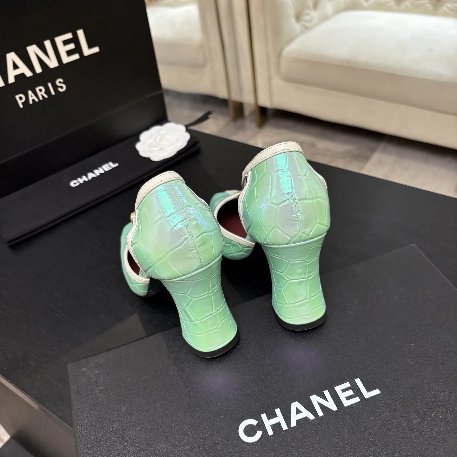 Босоножки Женские Chanel 19339300