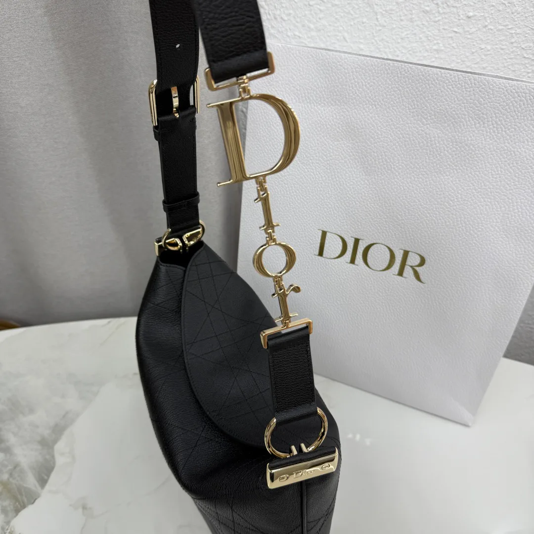 Классические Сумки Женские Christian Dior 11905756