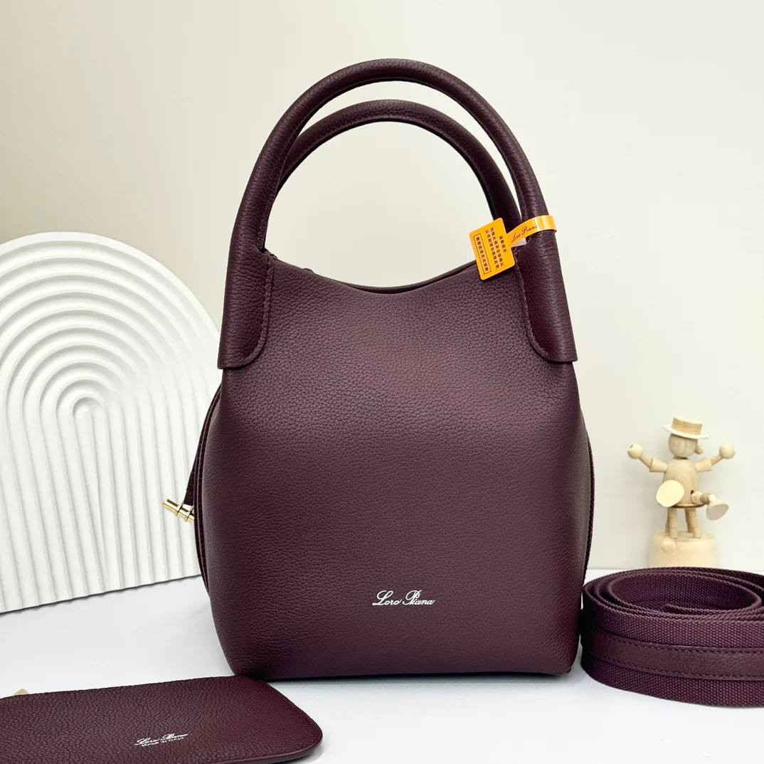 Классические Сумки Женские Loro Piana 11472603