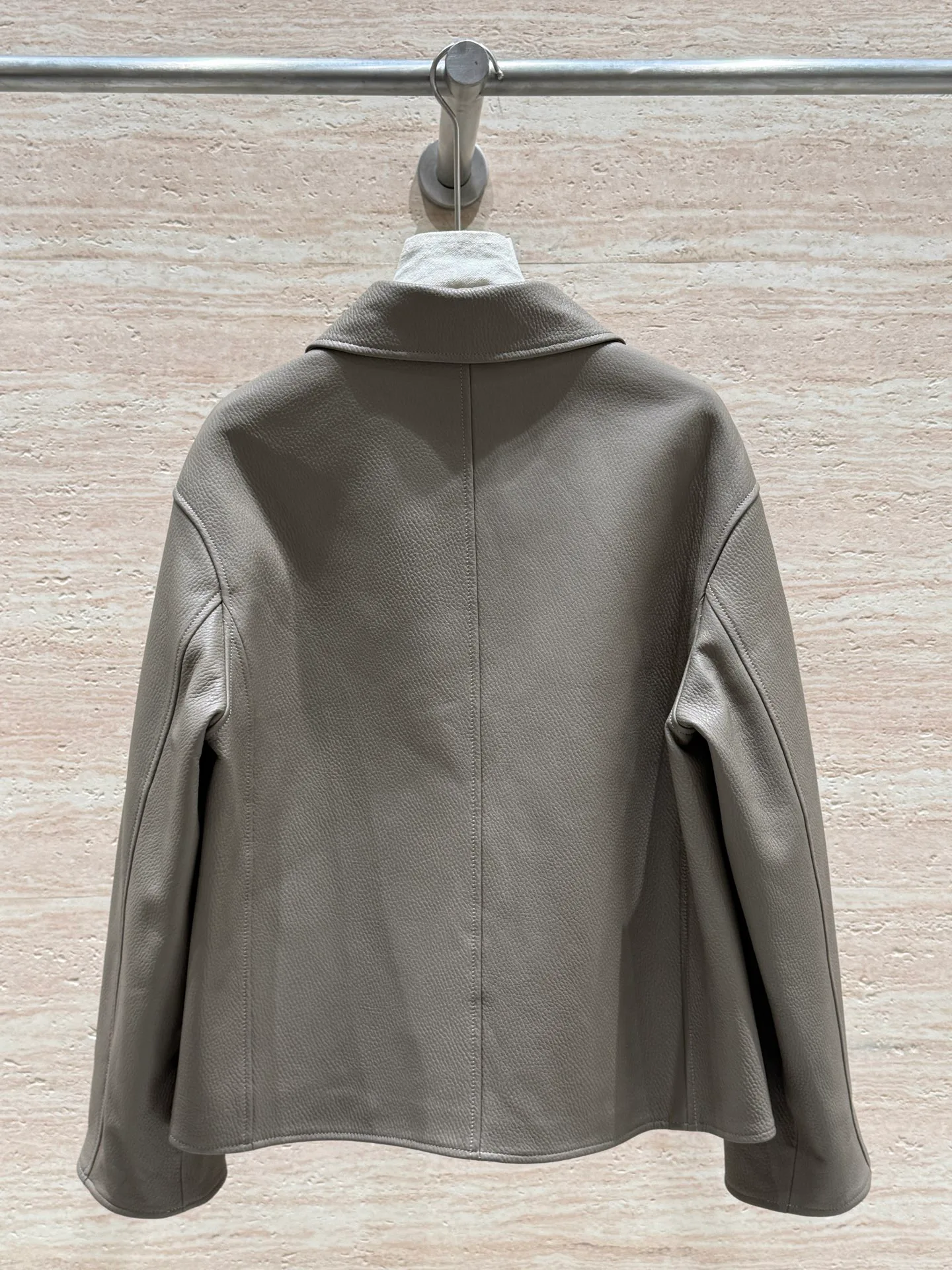 Кожаные Куртки И Дублёнки Женские Hermes 10207290