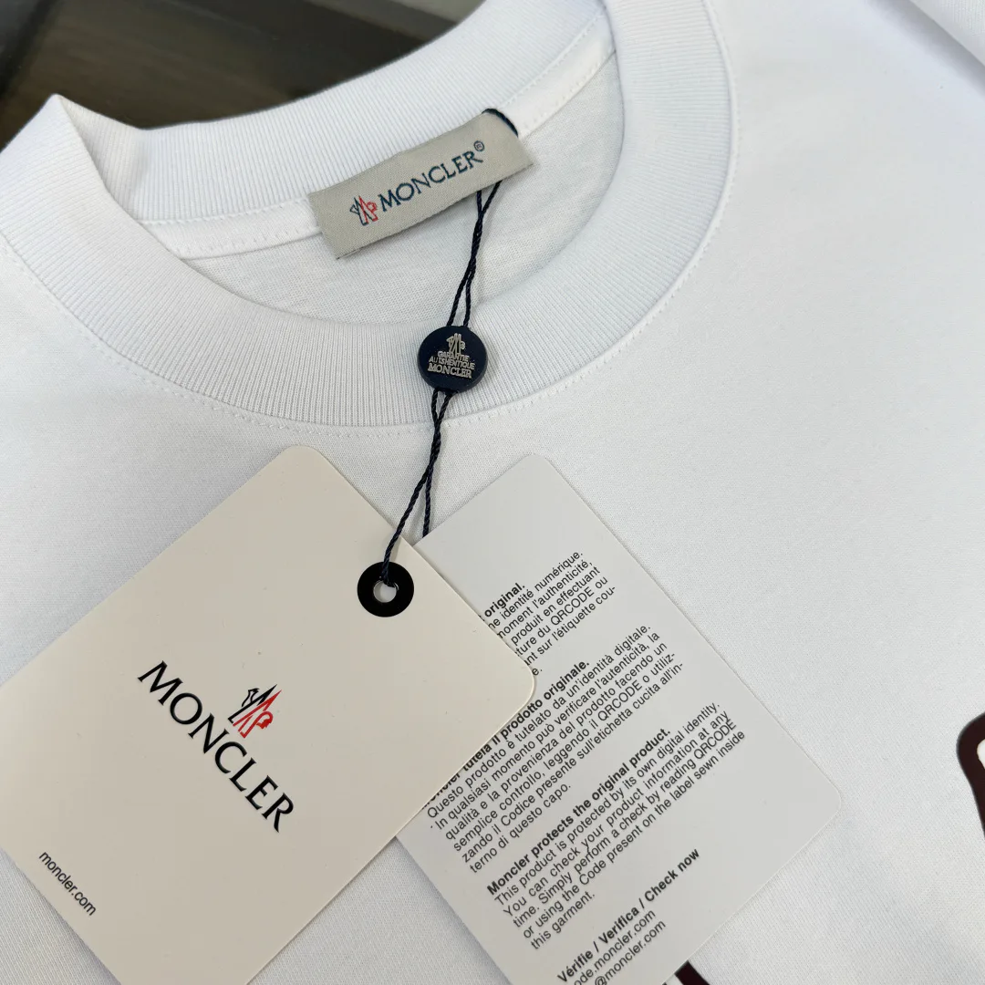 Футболки Женские Moncler 10201140