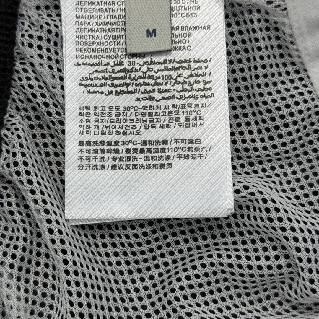 Шорты Мужские Moncler 12231097